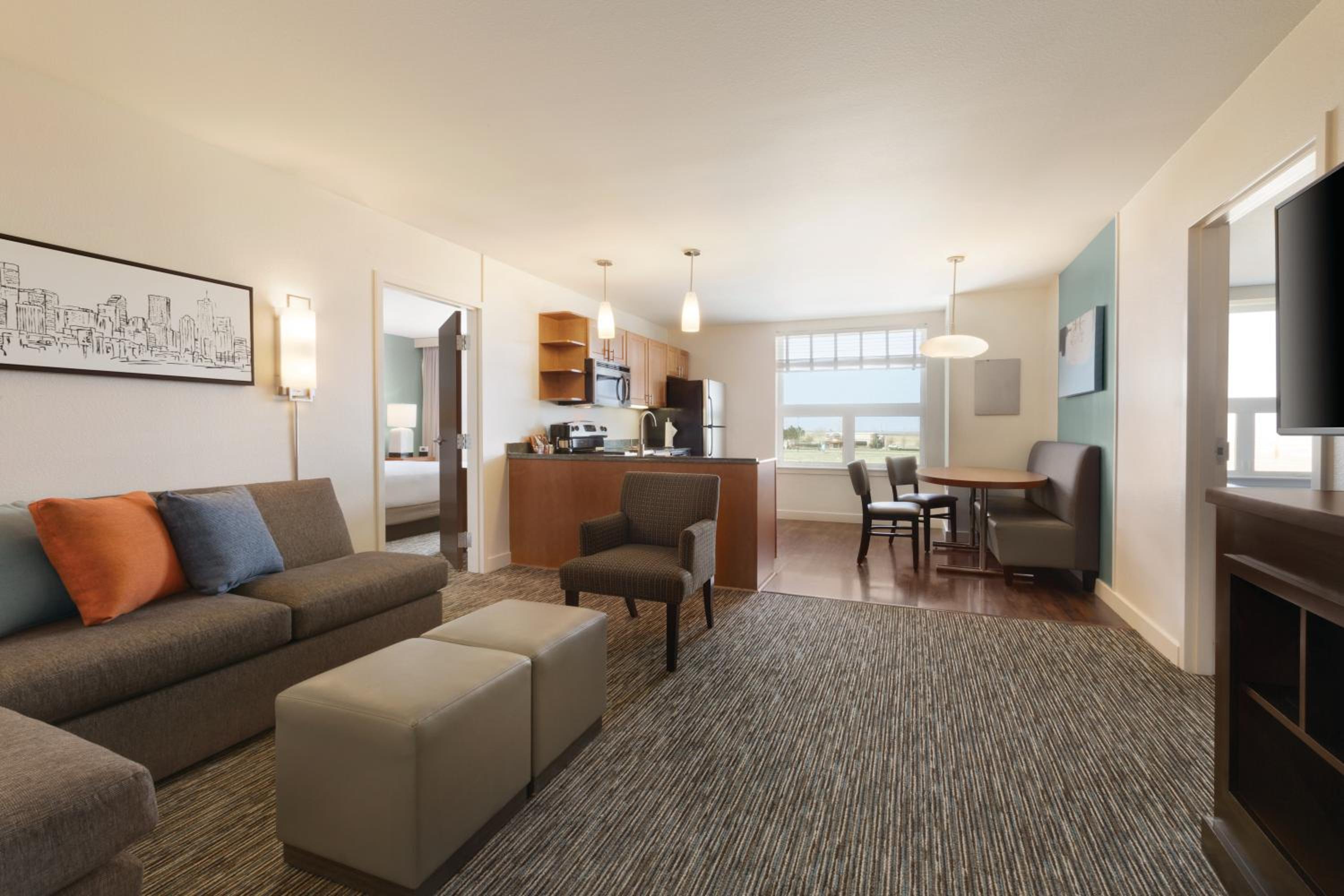 Two-Bedroom Trio Suite With Roll-In Shower - Mobility Accessible photo 1