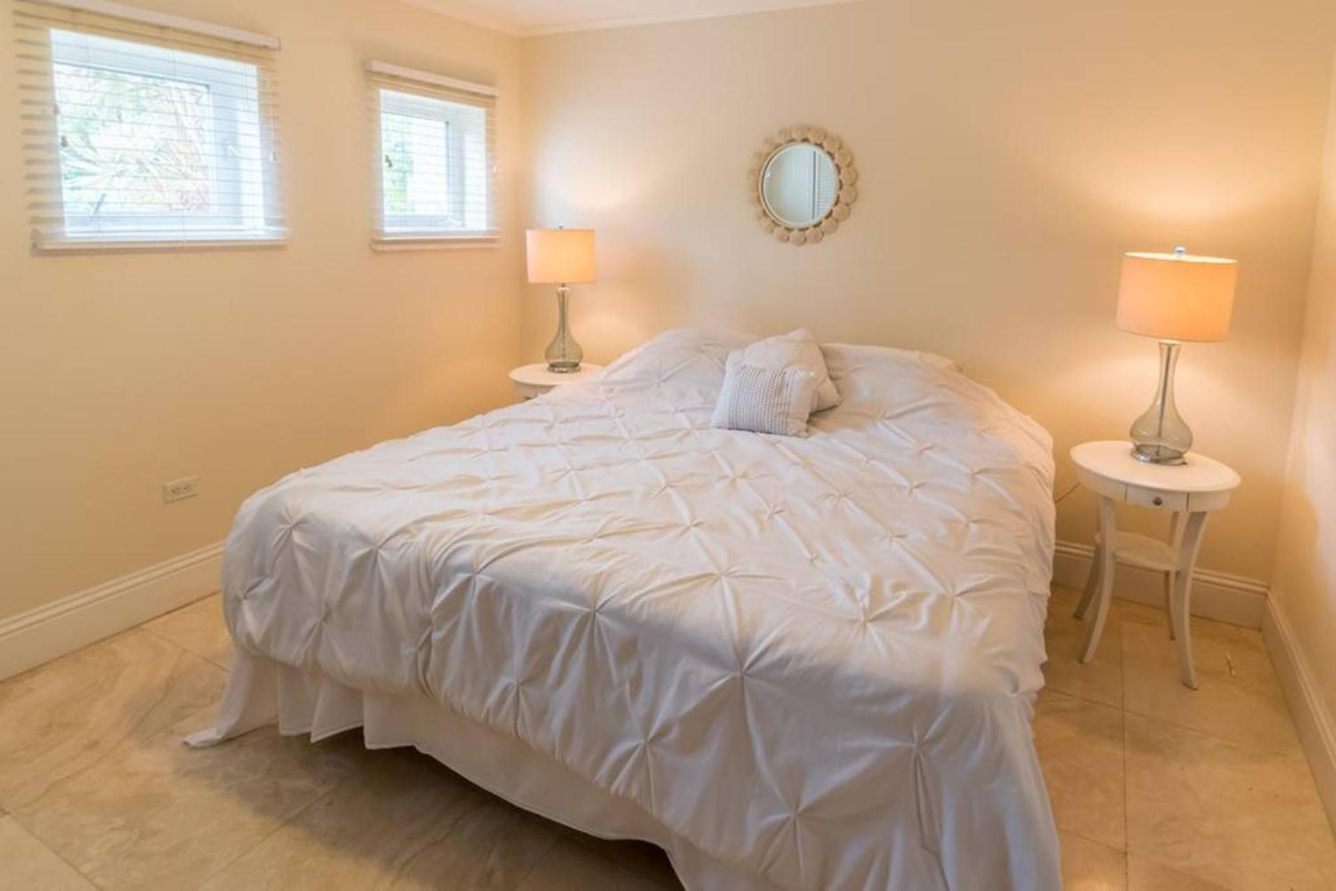 Villa photo 1