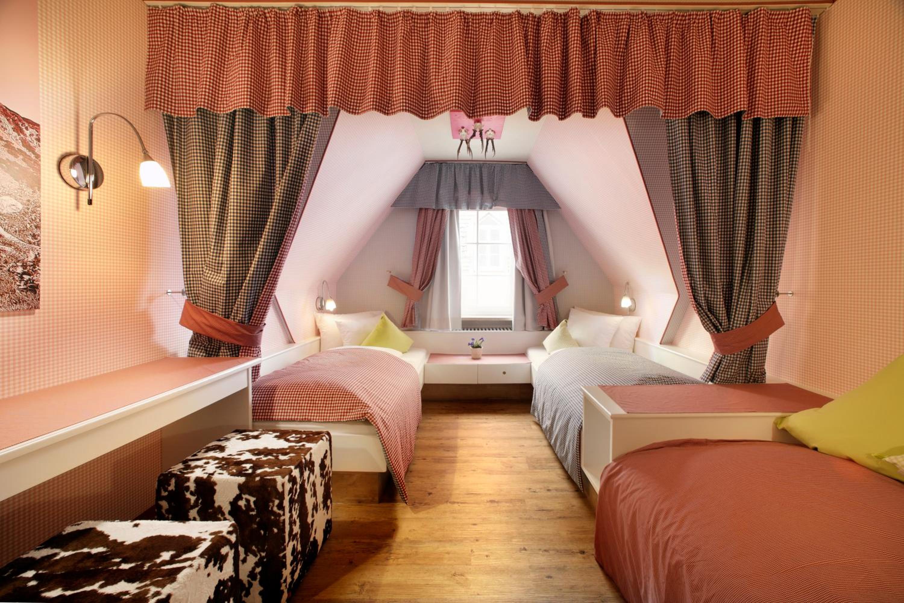 Standard Triple Room photo 2