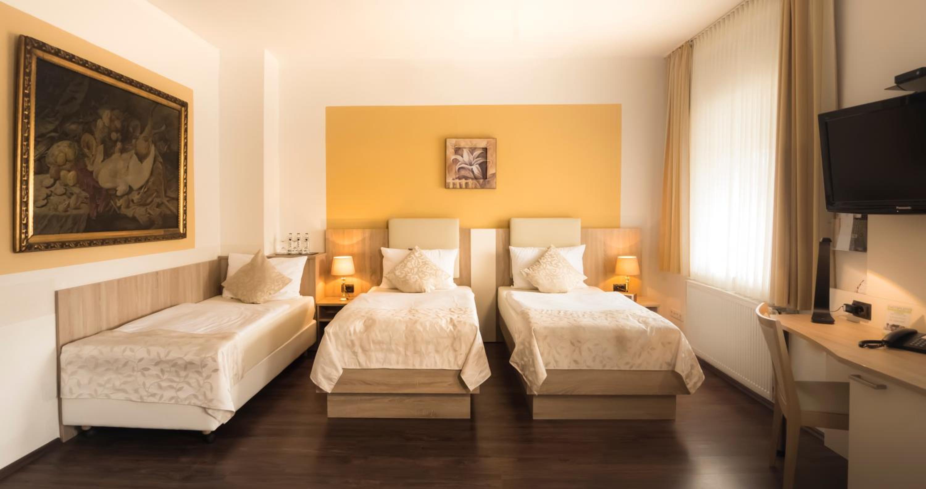 Triple Room - Photo 8