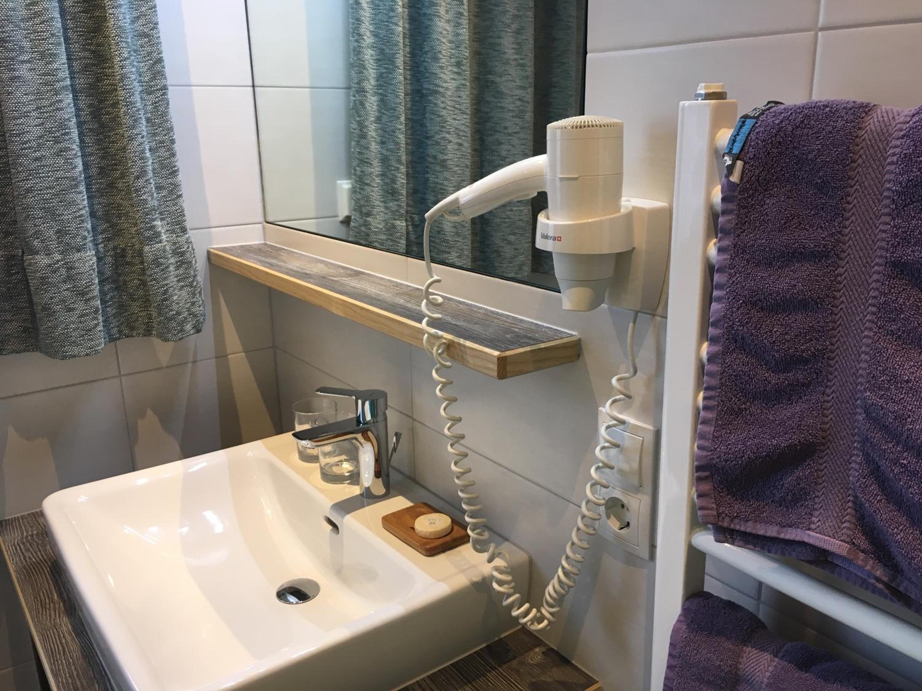 Double Room with Extra Bed photo 3