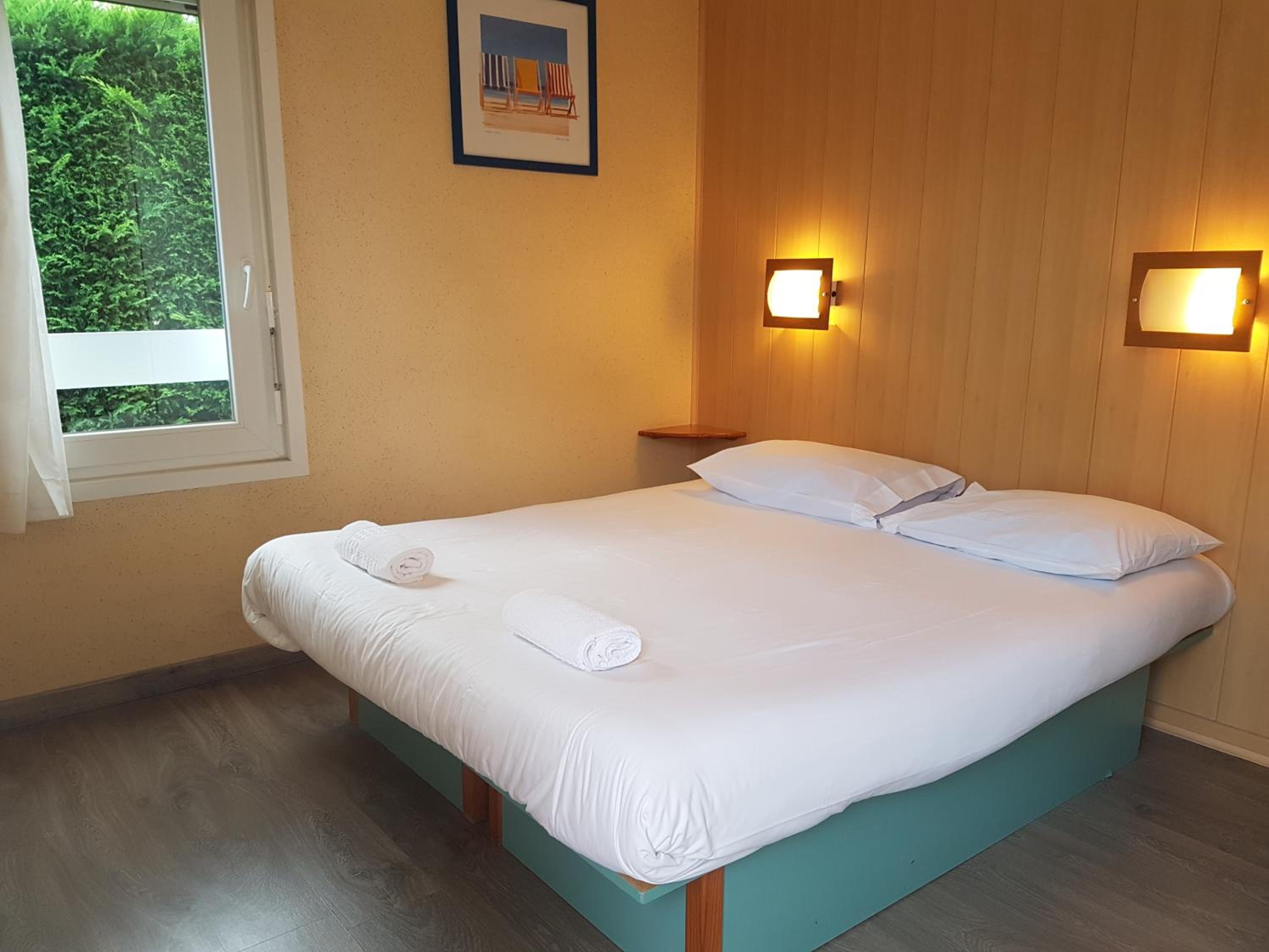 Double Room with 1 Double Bed - Photo 3