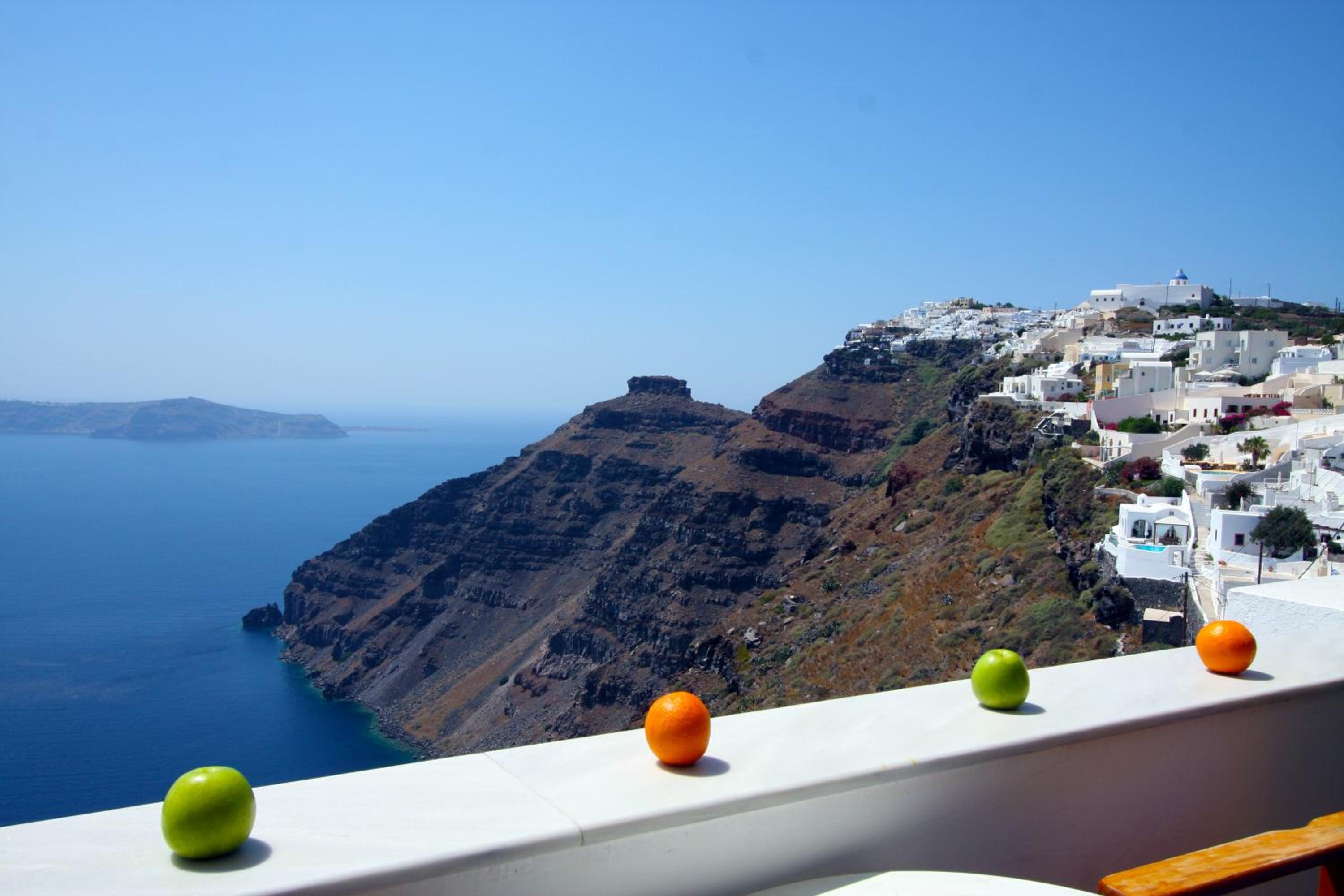 Premier Room with Caldera View - Photo 14