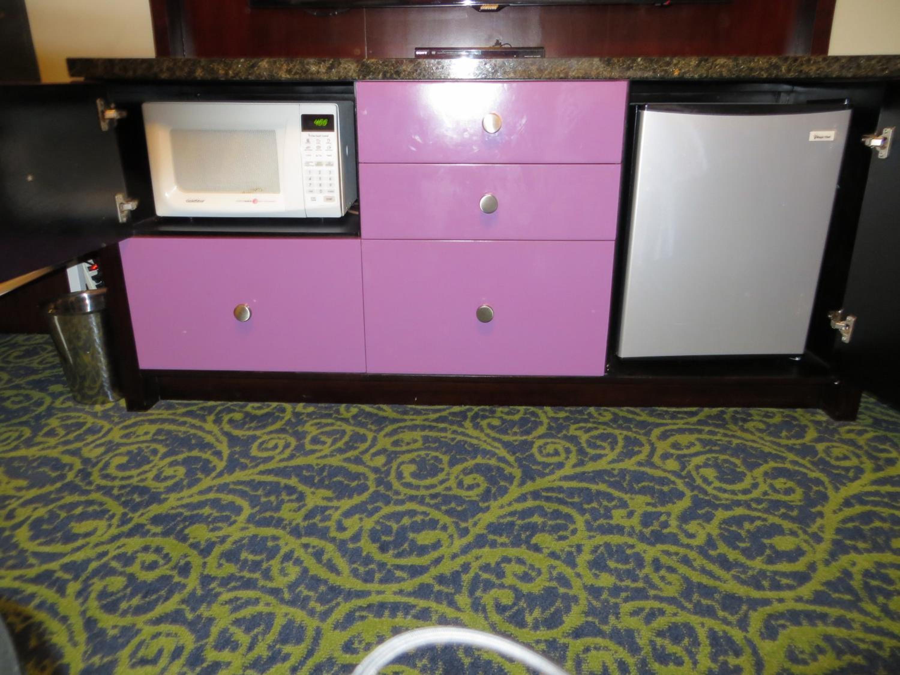 Deluxe King Room - Photo 3