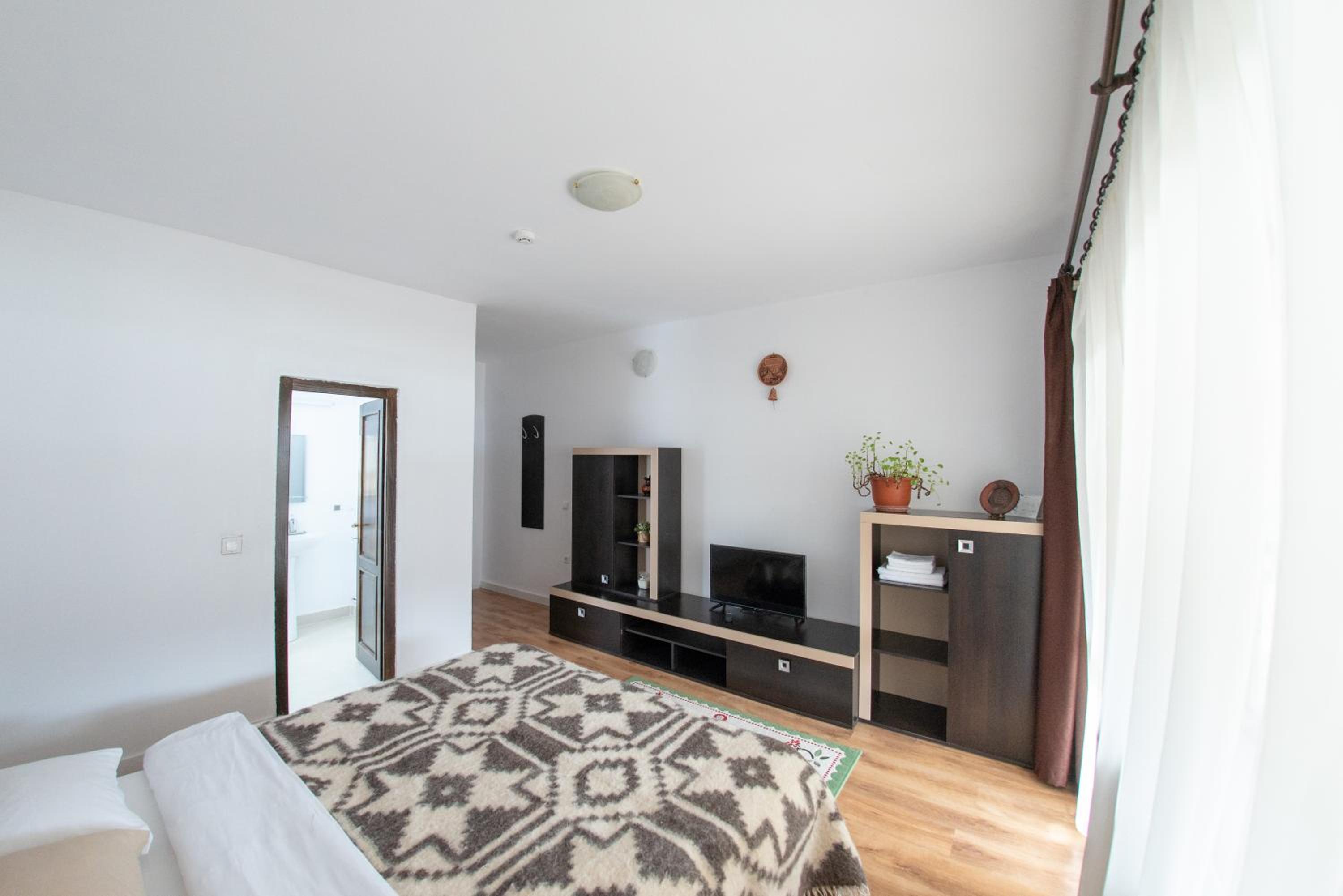 Double Room with Terrace - Photo 7
