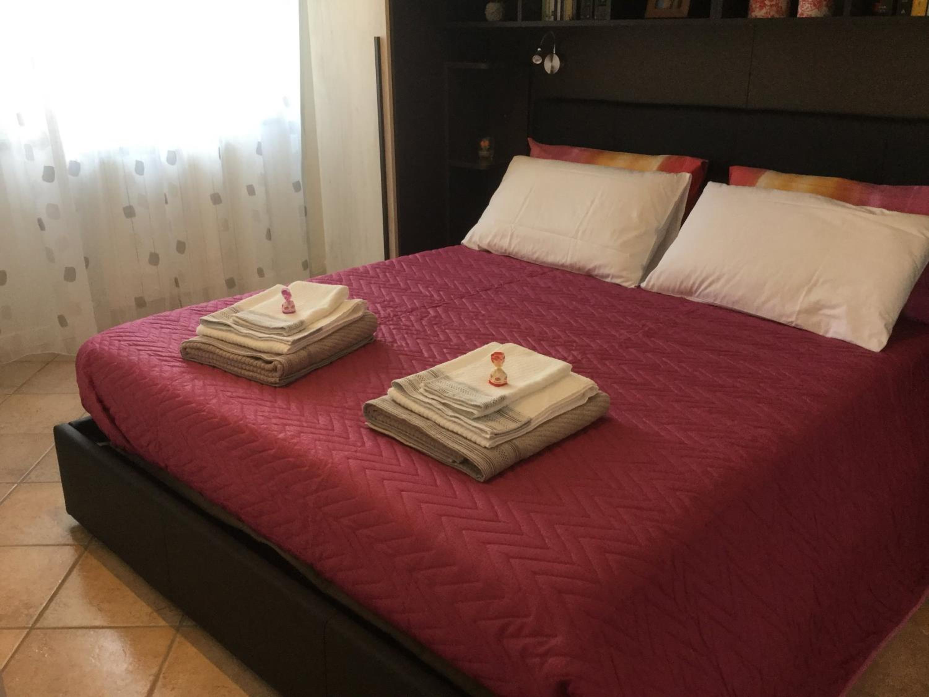 One-Bedroom Apartment - Photo 18