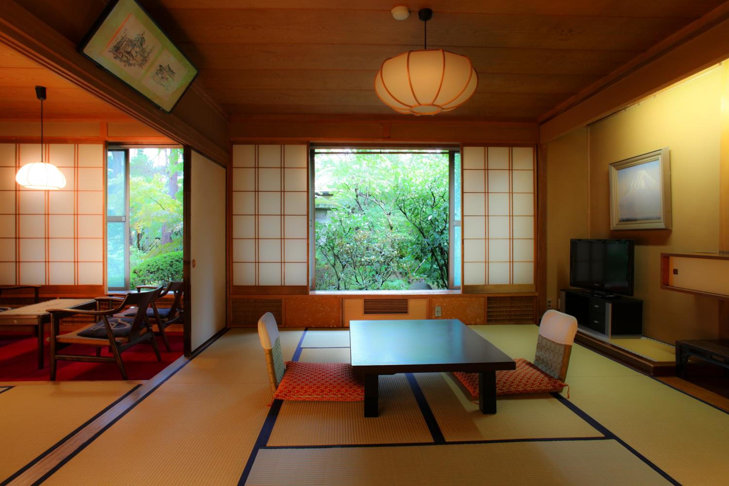 Japanese-Style Room