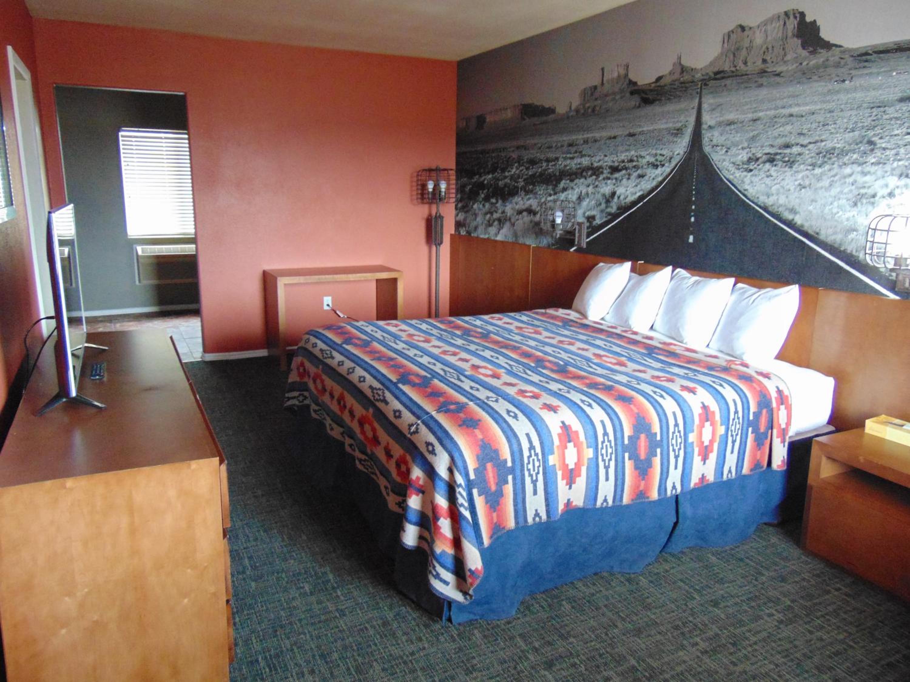 Superior King Suite - Photo 1
