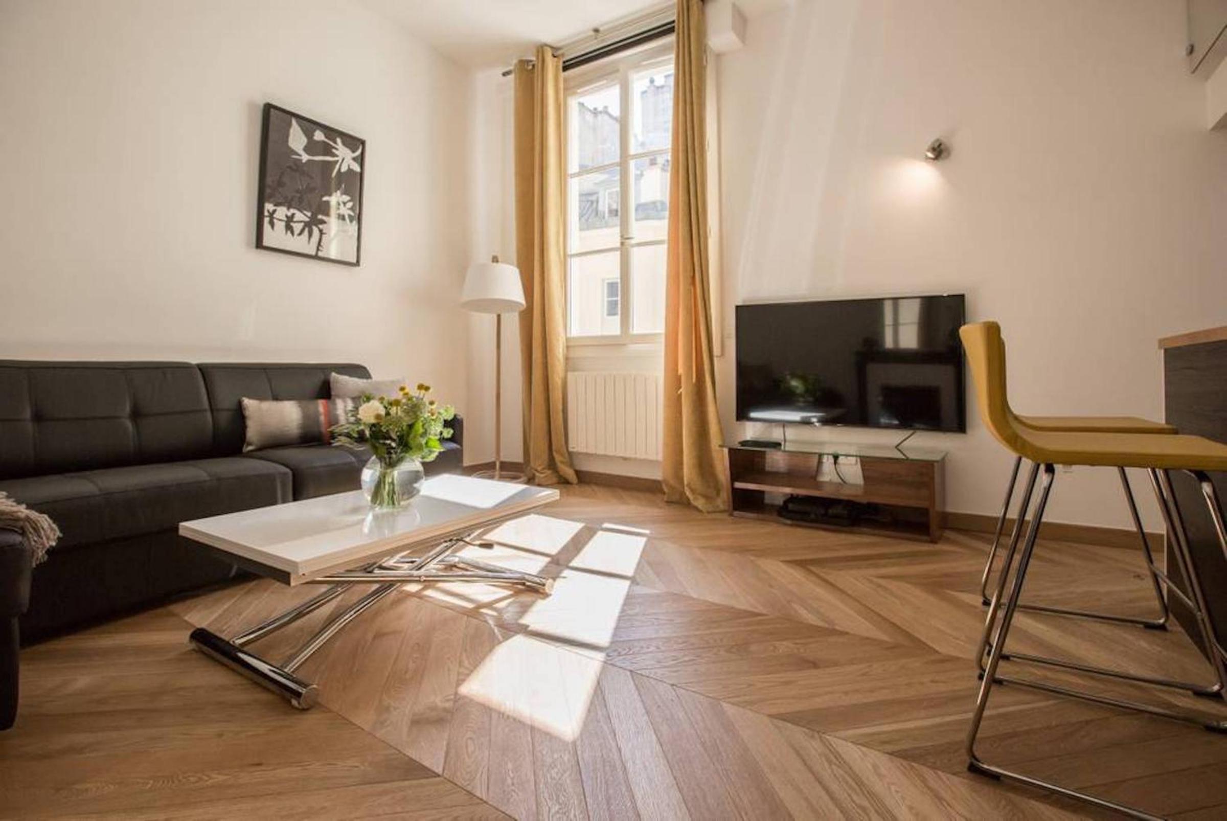 Apartment photo 3