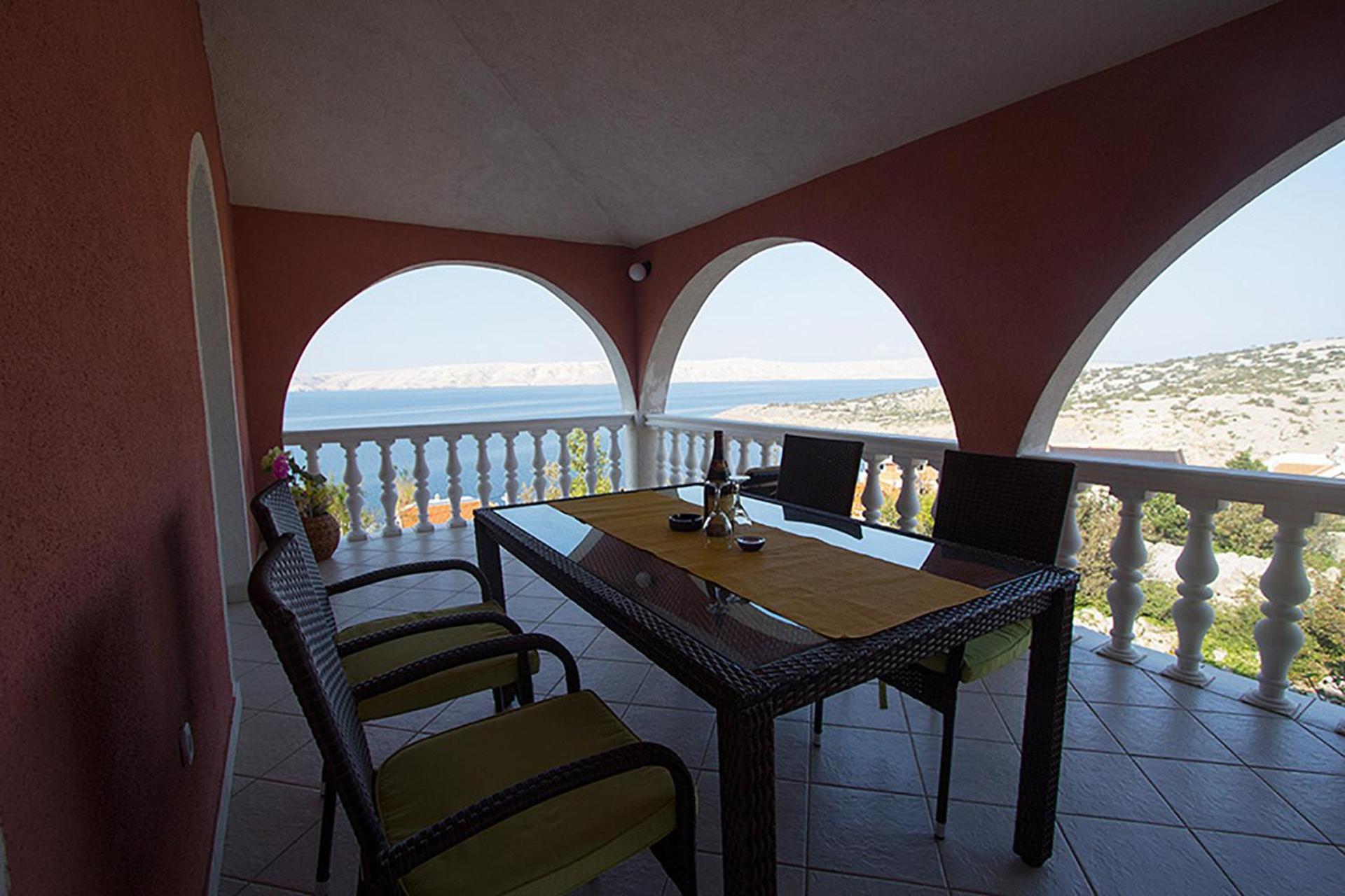 Apartment with Sea View photo 2