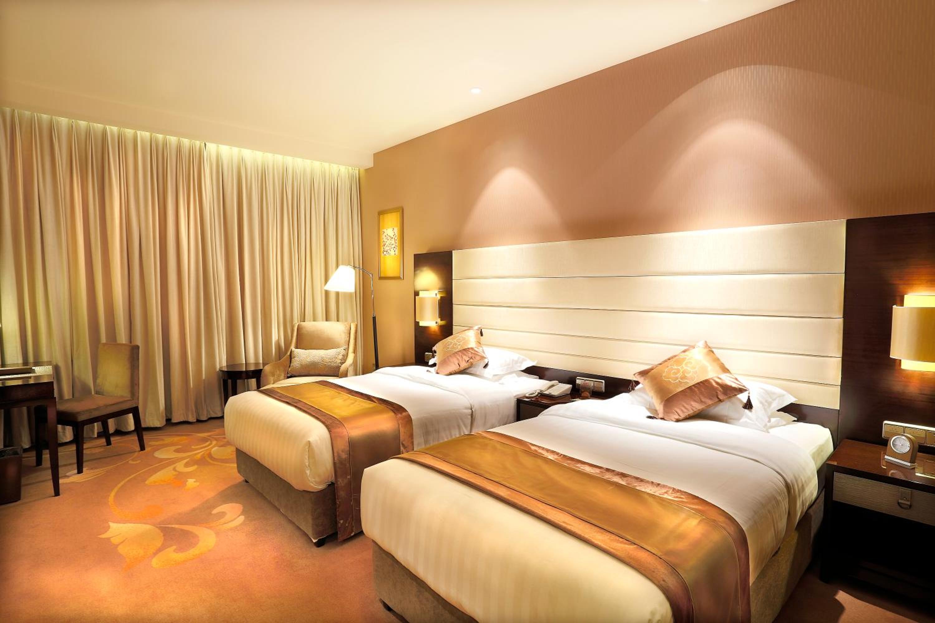 Deluxe Twin Room - Photo 5