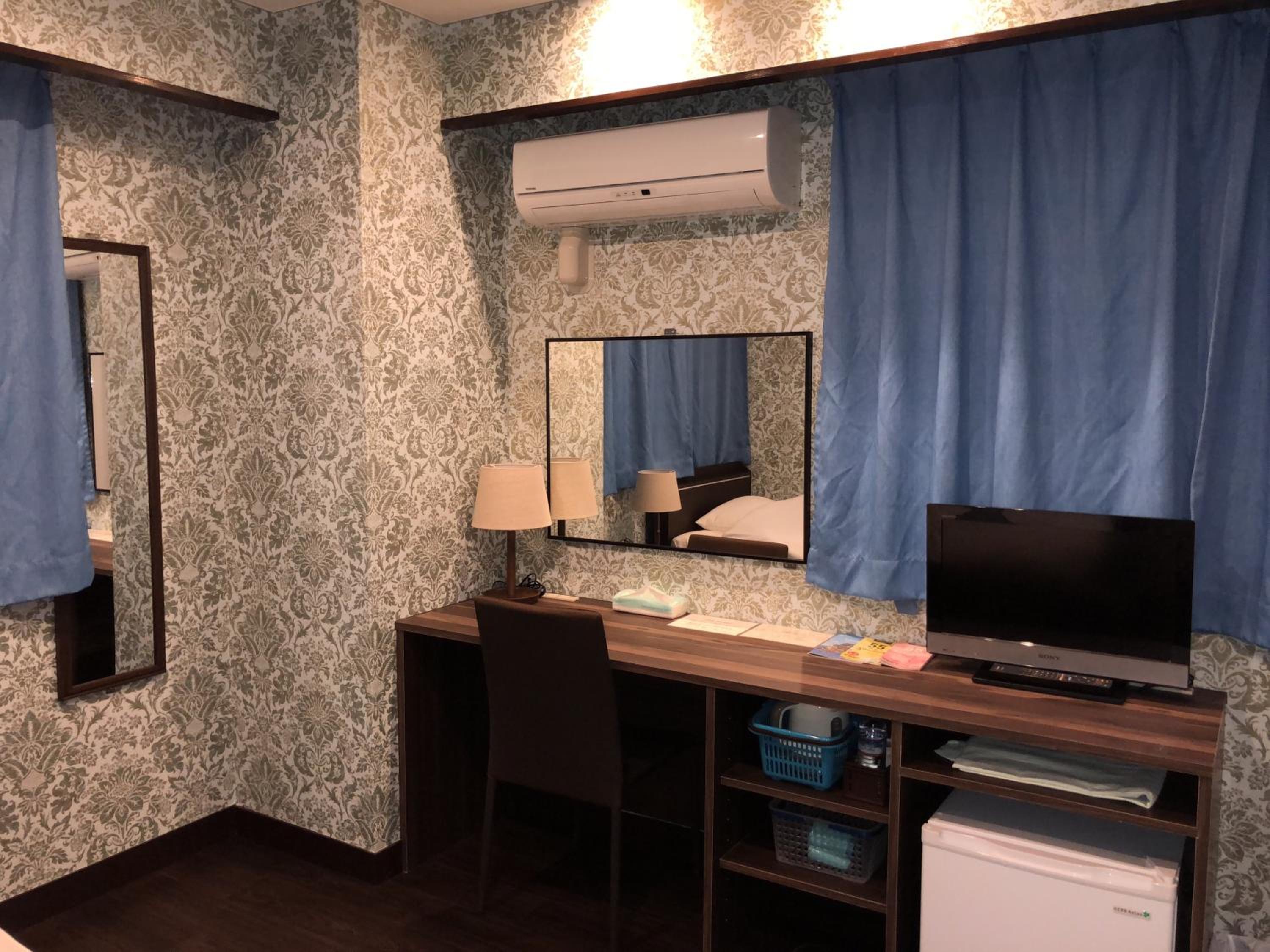 Single Room photo 3