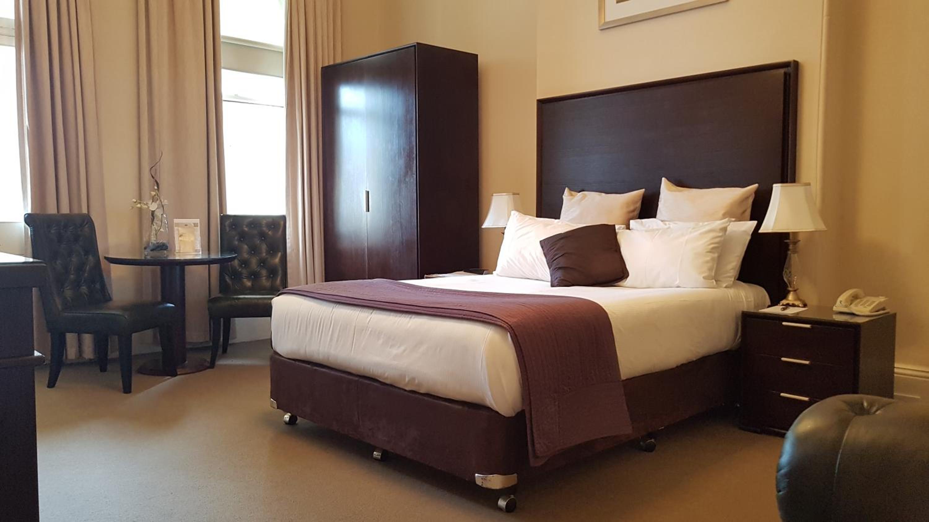 Deluxe Heritage Spa Room photo 2