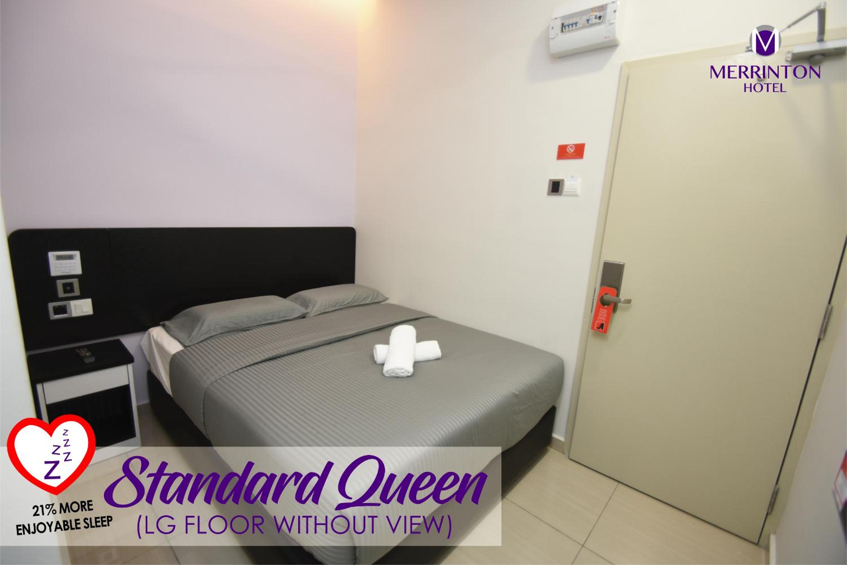 Queen Room - No Window, photo 7