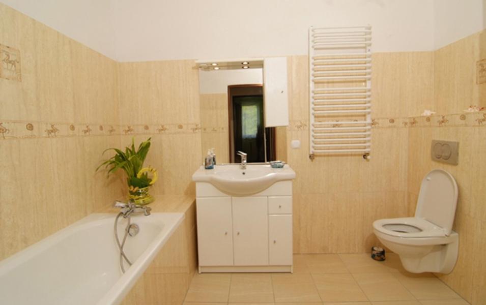 Two-Bedroom Apartment photo 3