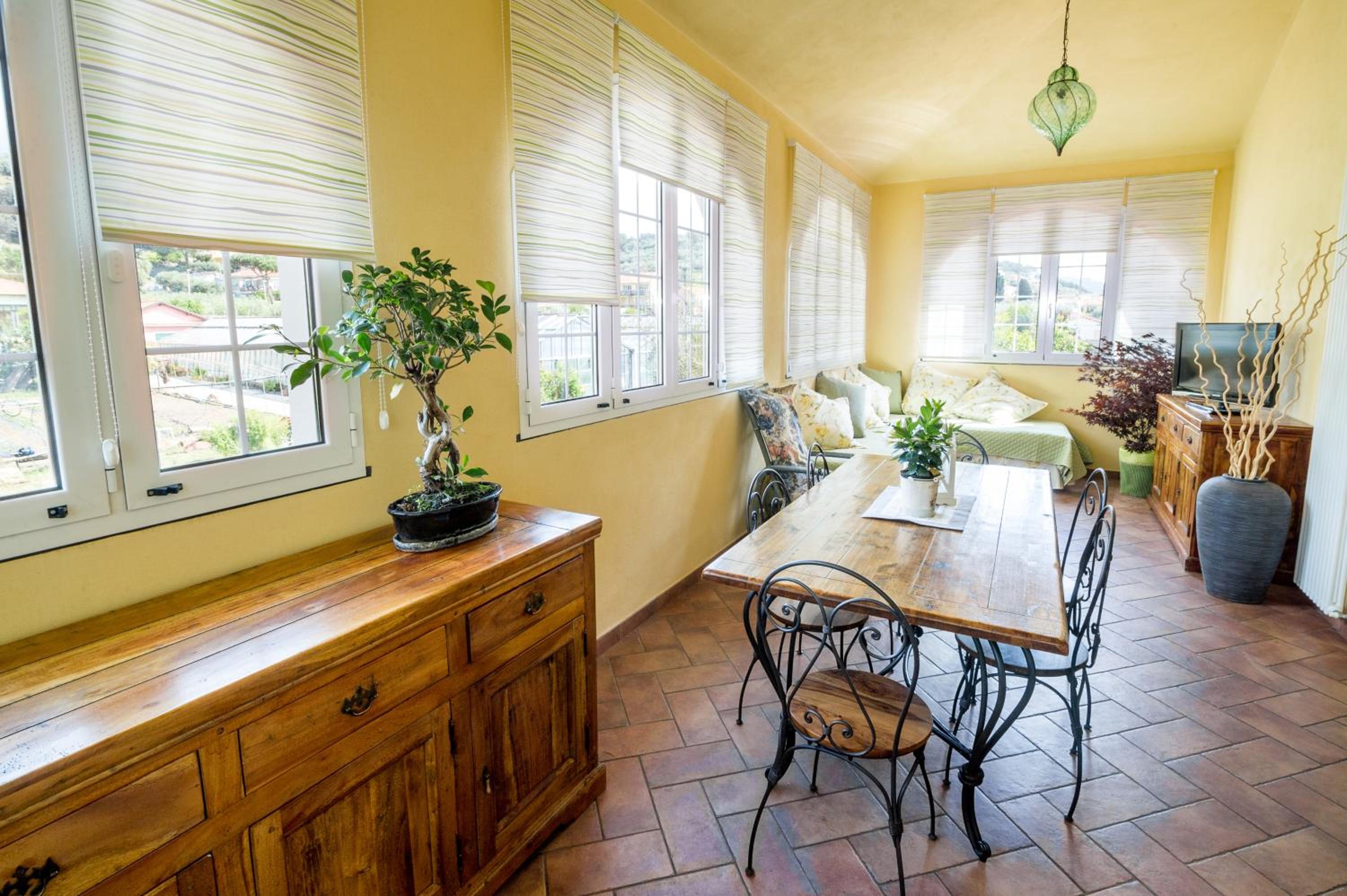 Apartment with Terrace photo 3