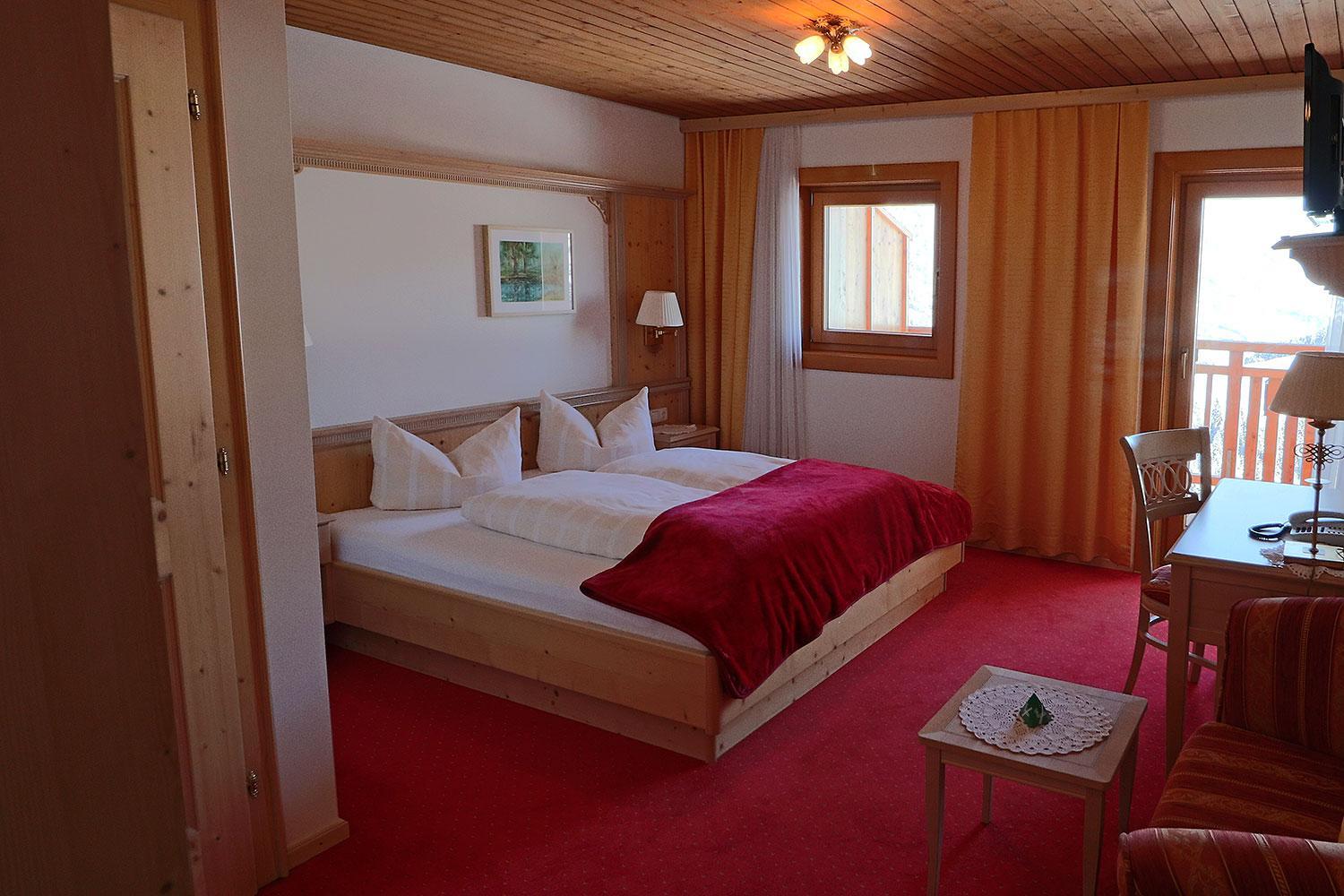 Double Room with Mountain View