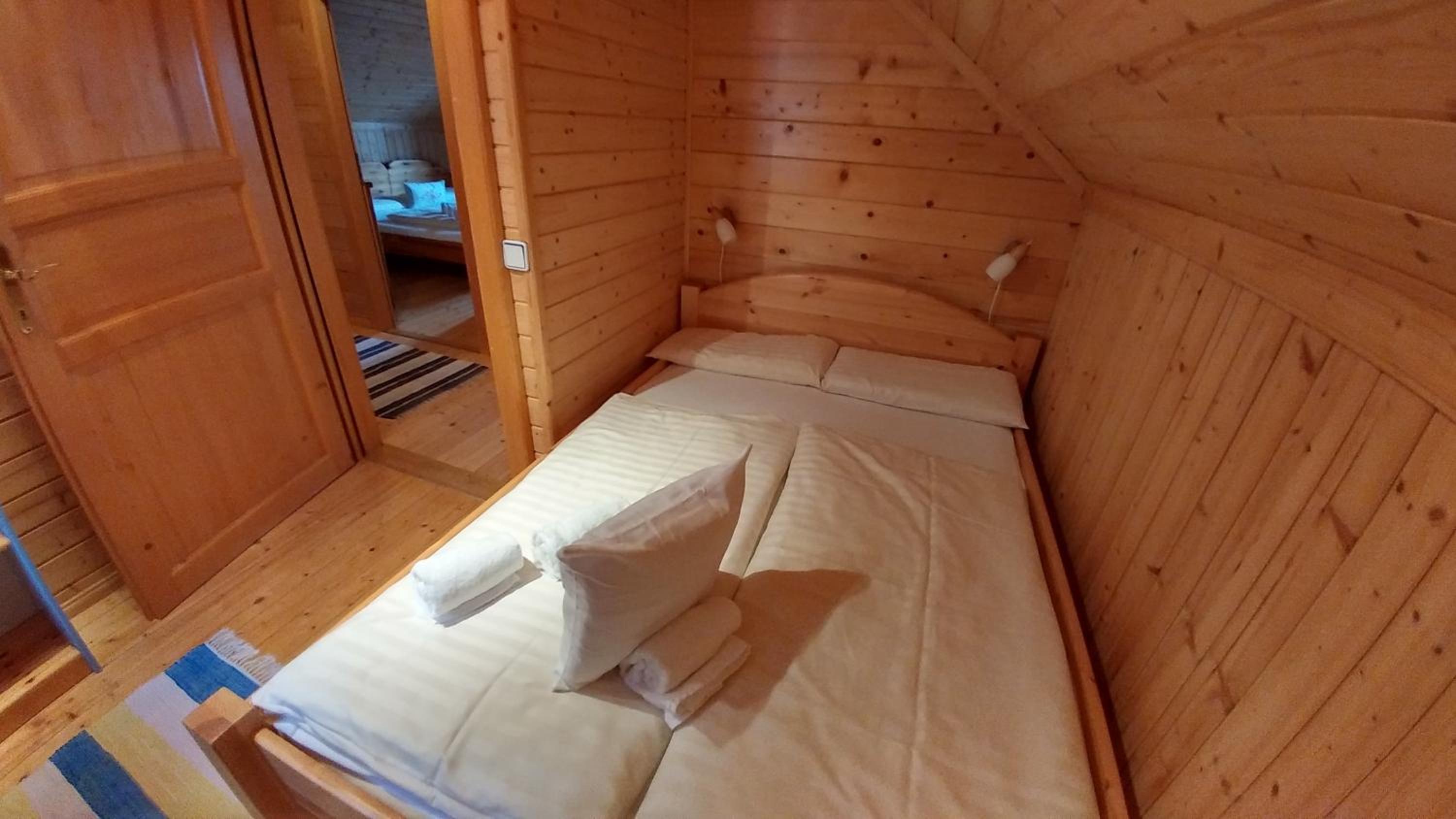 Chalet (2-6 Adults) photo 1