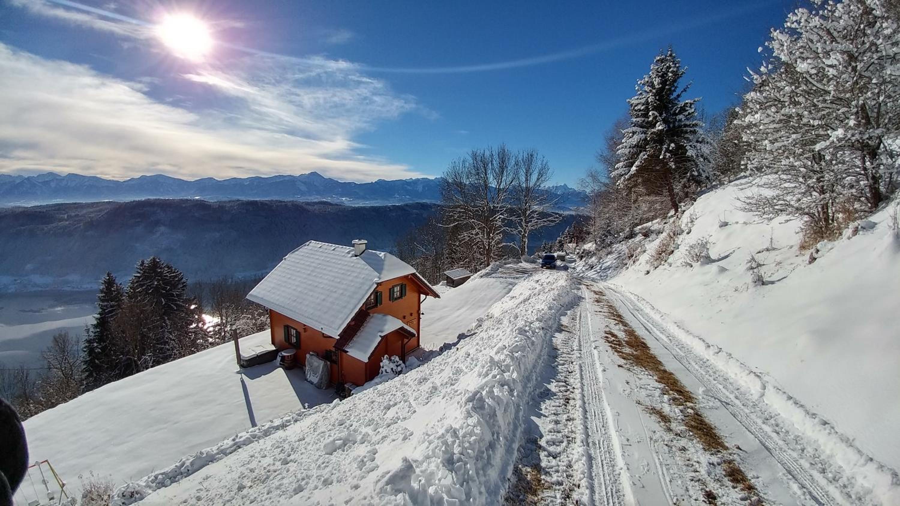Chalet (2-6 Adults) photo 3