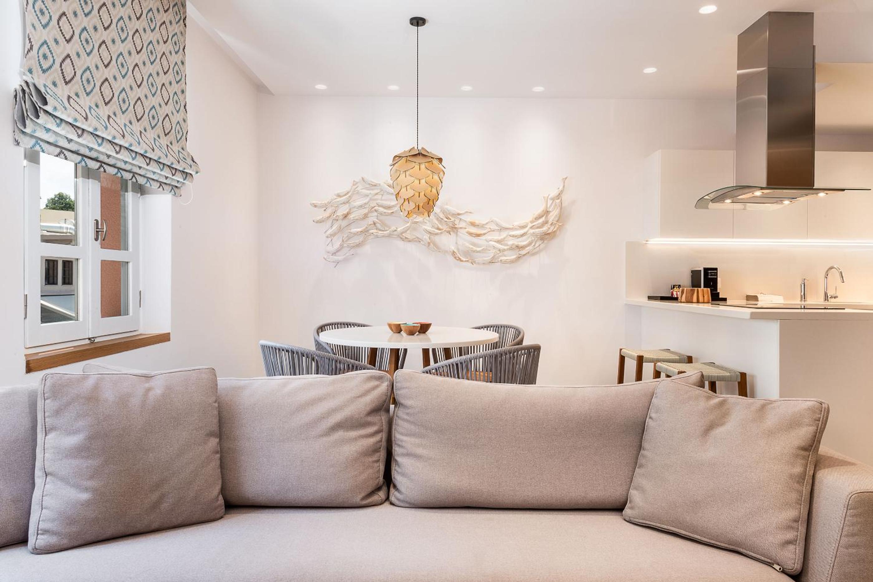 Two-Bedroom Apartment - Split Level (Ariadne)