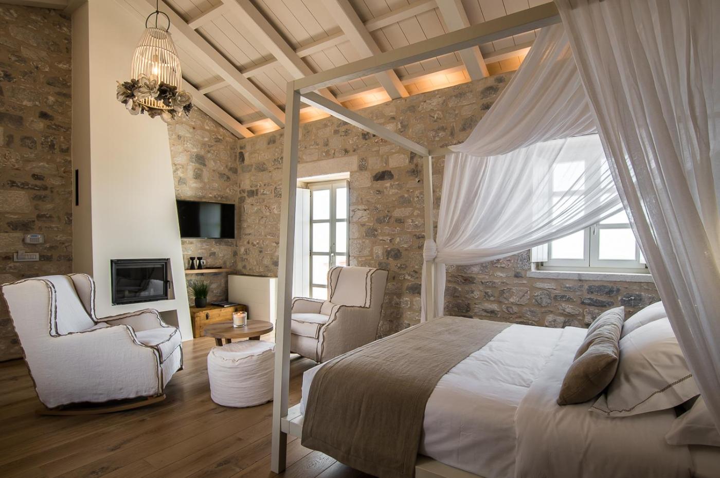 Deluxe Suite with Sea View