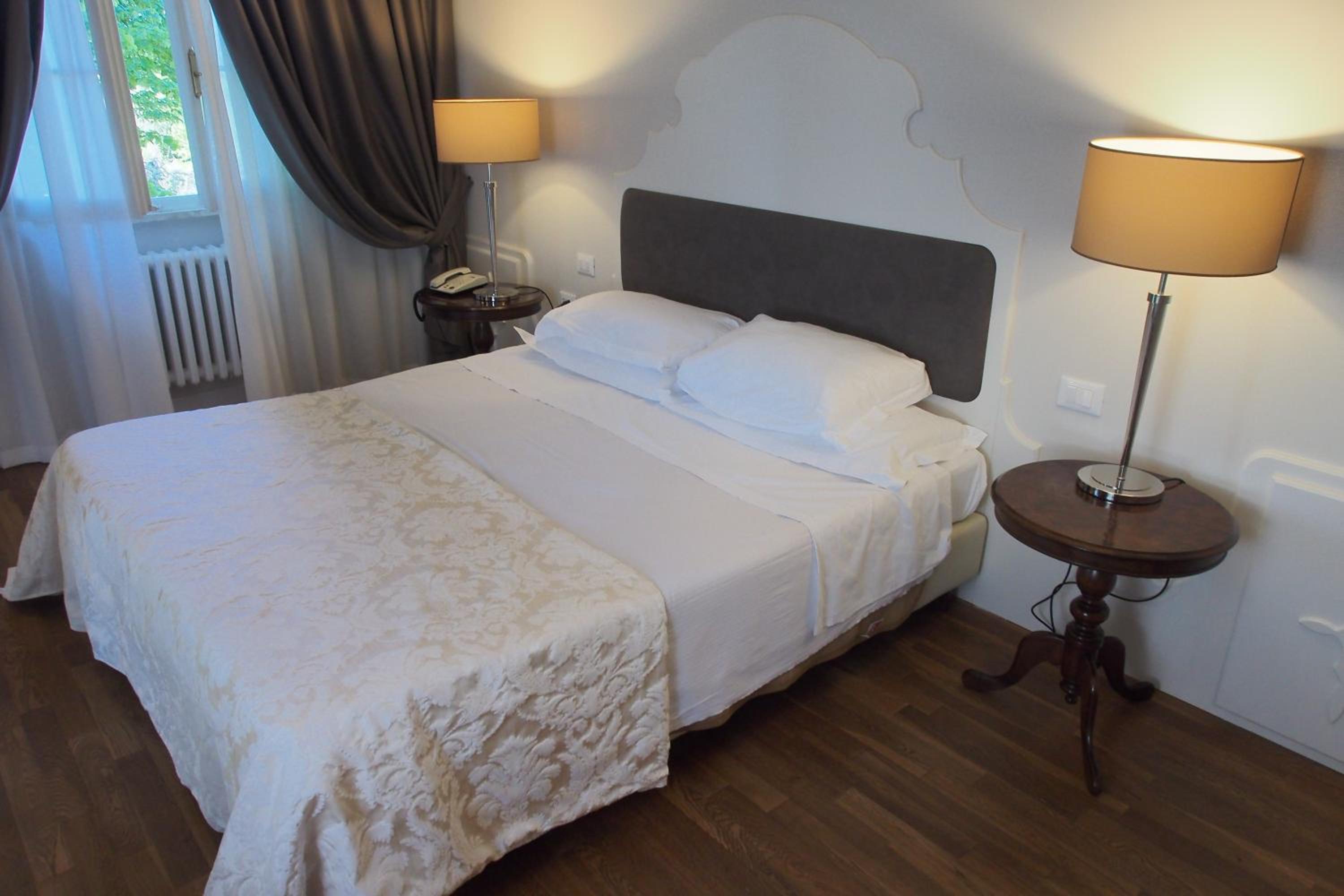 Double or Twin Room photo 2