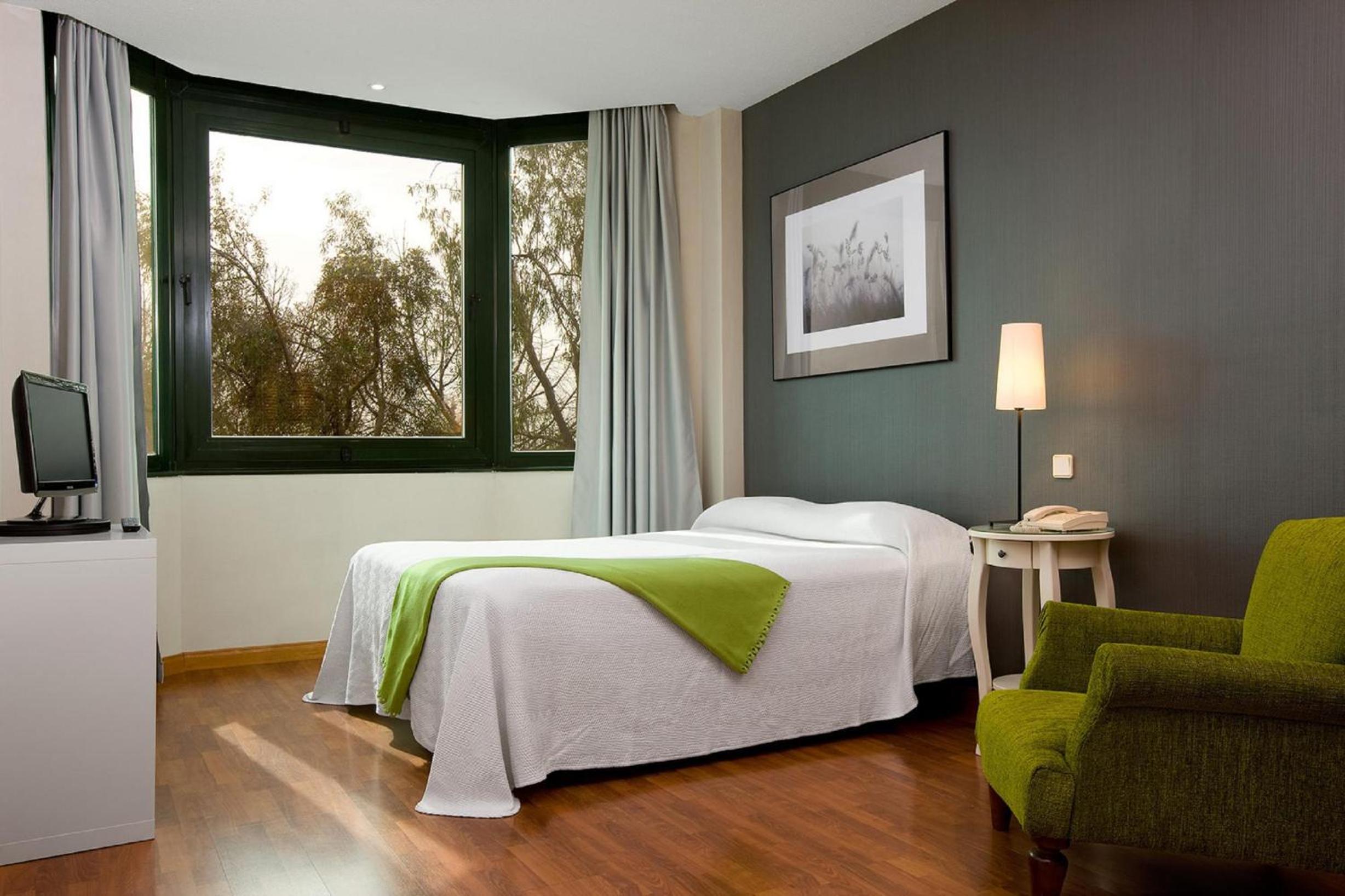 Double or Twin Room - Photo 1