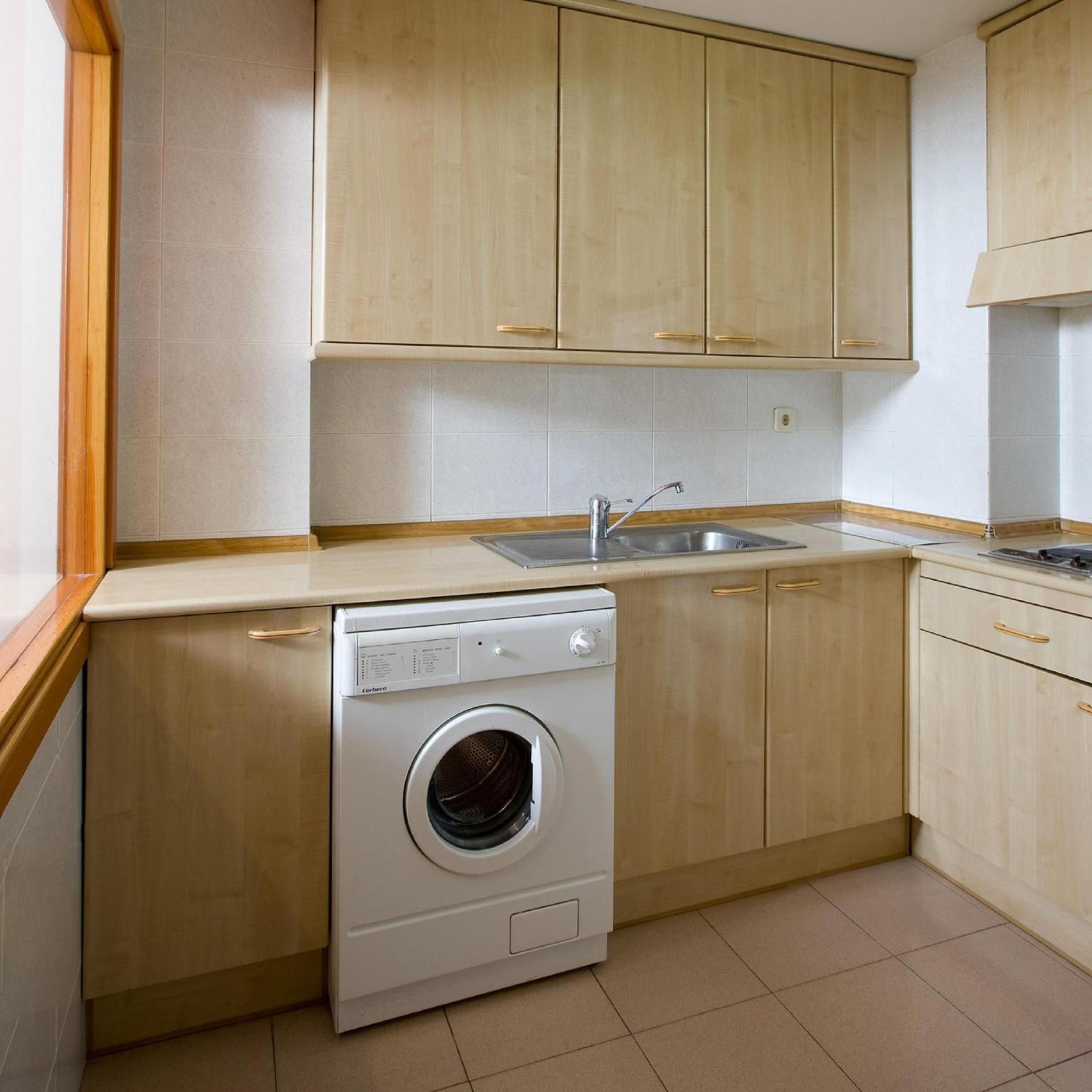 One-Bedroom Apartment (2 Adults) - Photo 3