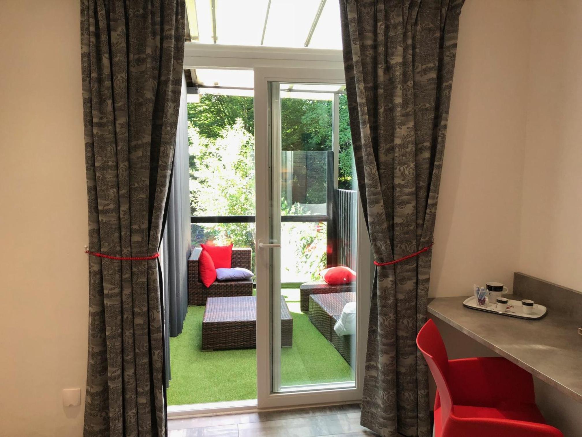Suite with Garden View photo 3