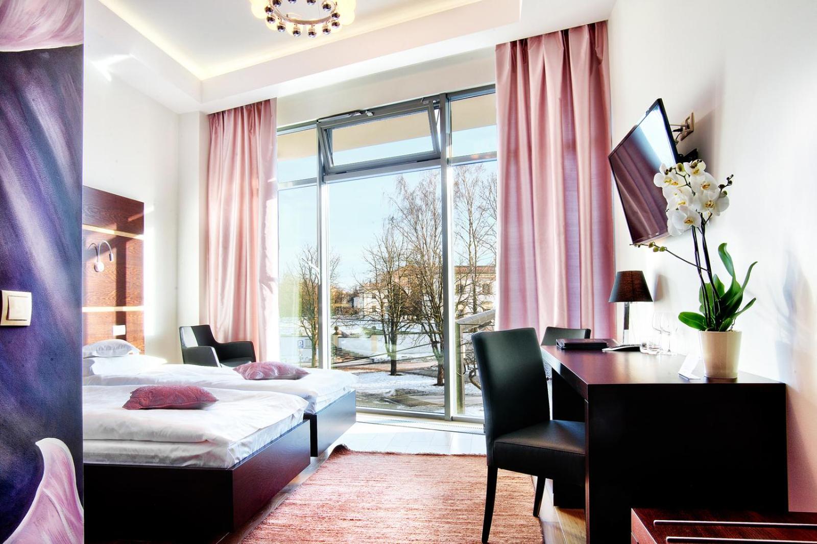 Deluxe Double or Twin Room