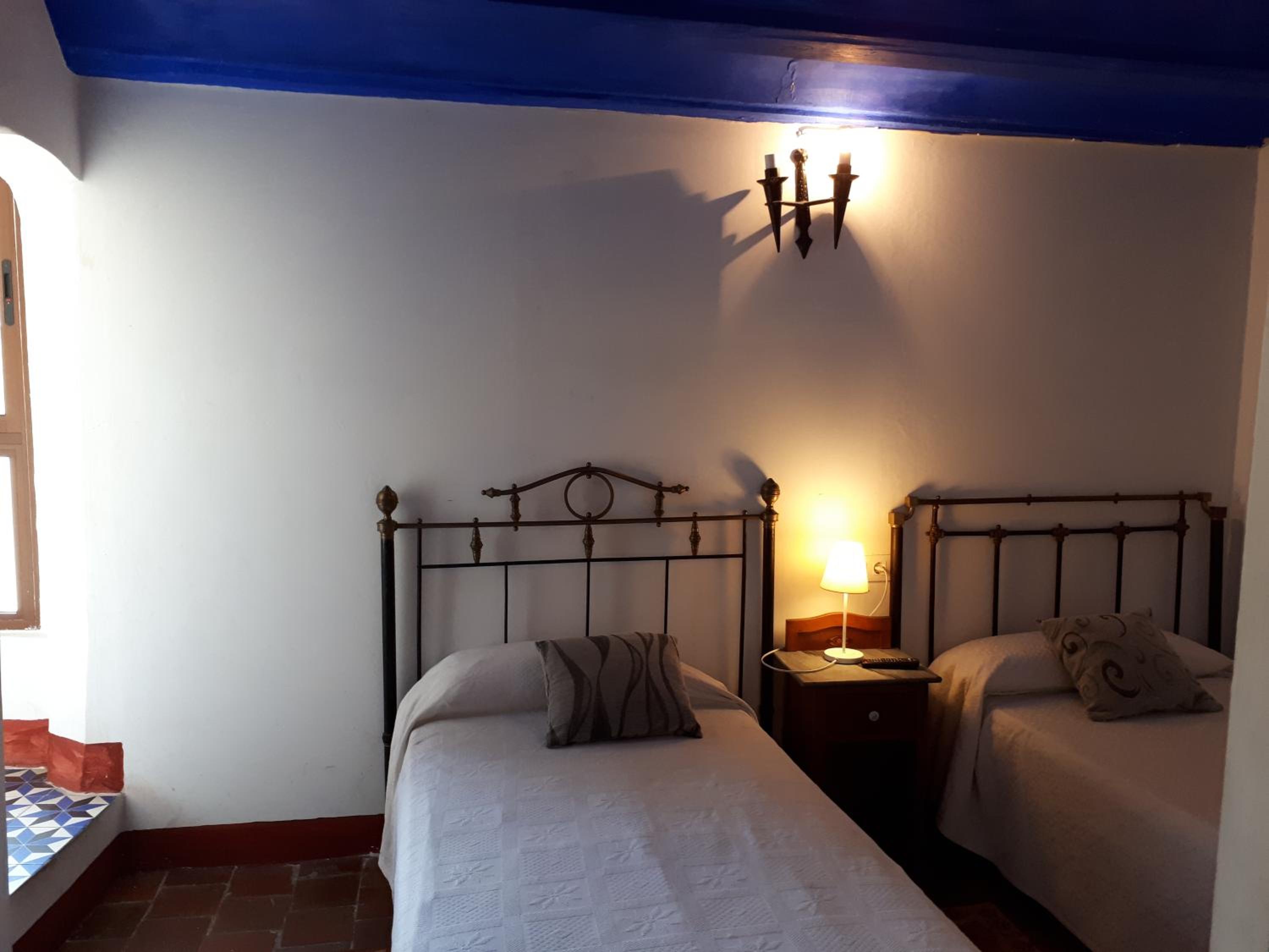 Quadruple Room - Photo 8