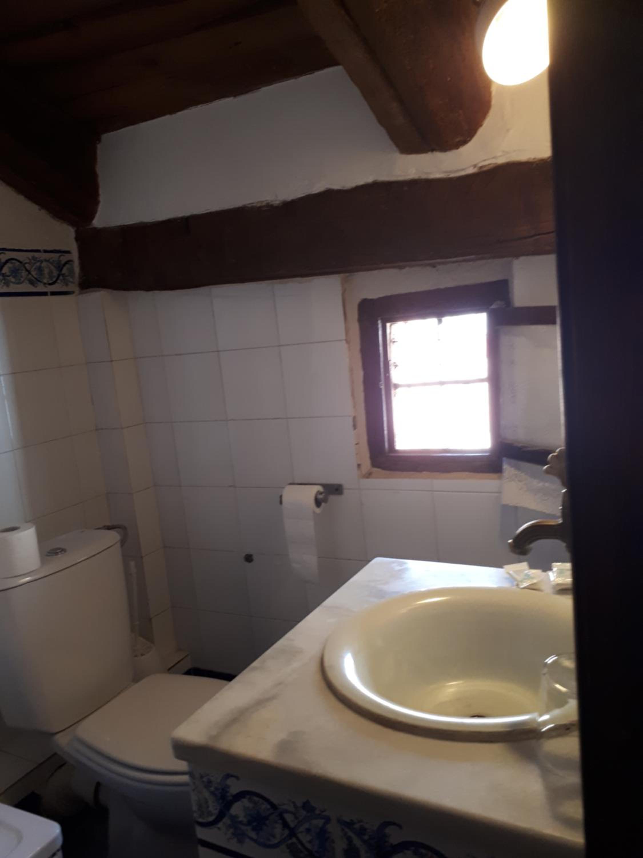 Quadruple Room - Photo 9