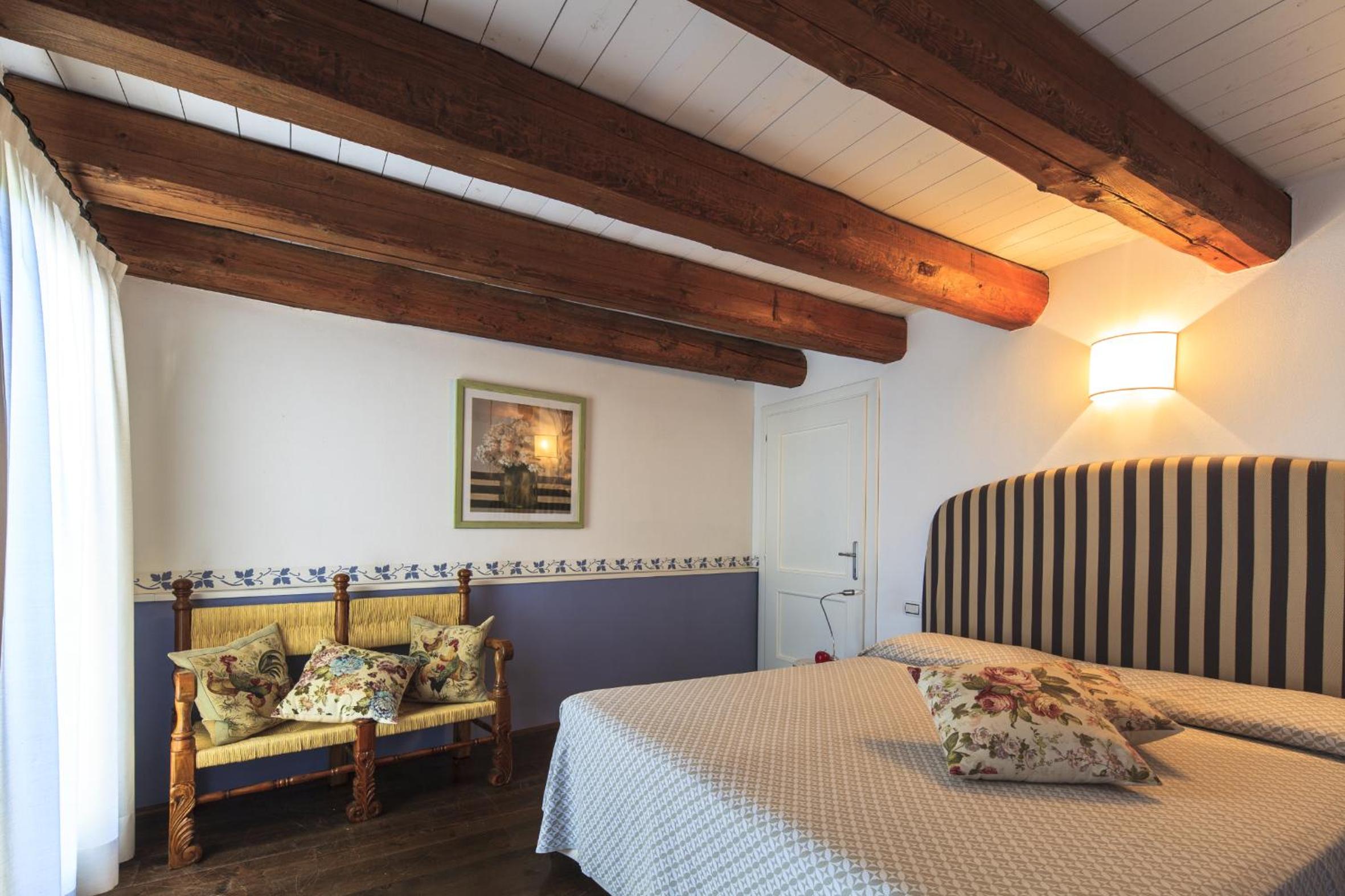 Suite - Photo 4