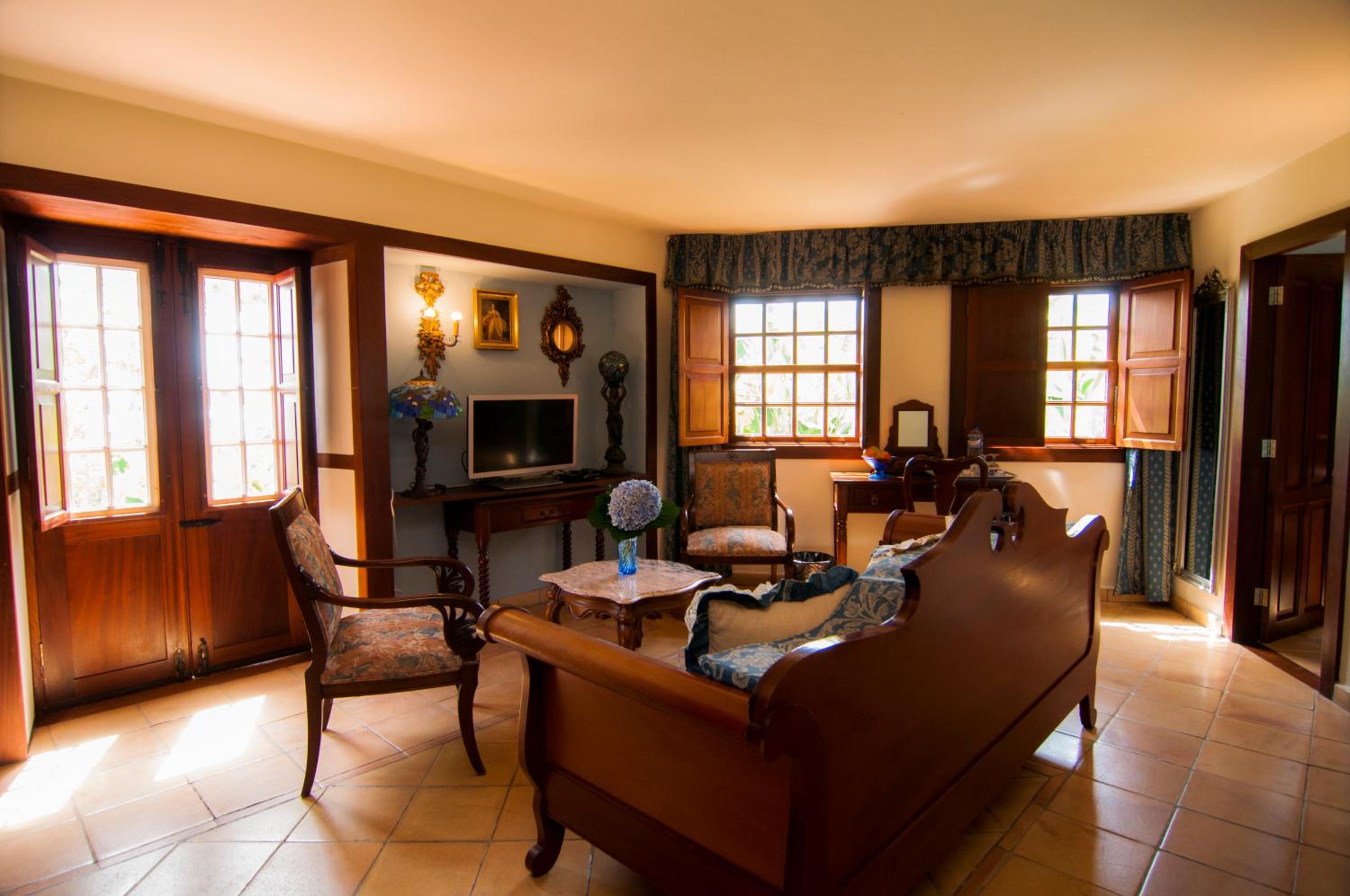 Triple Room with View photo 2