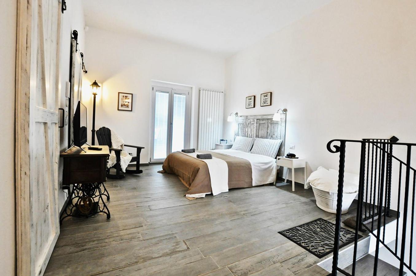 Apartment photo 2