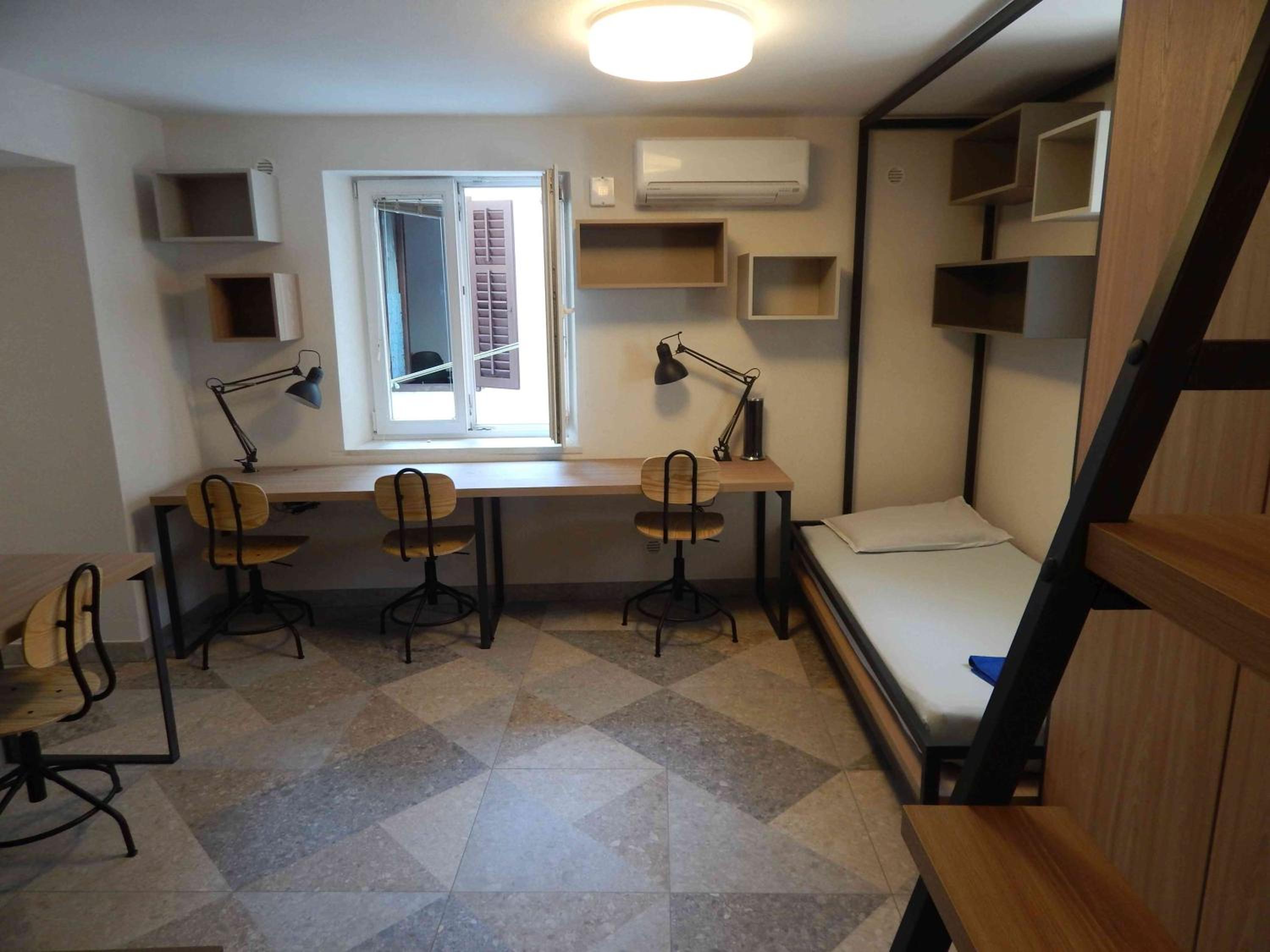 Triple Room - Photo 1