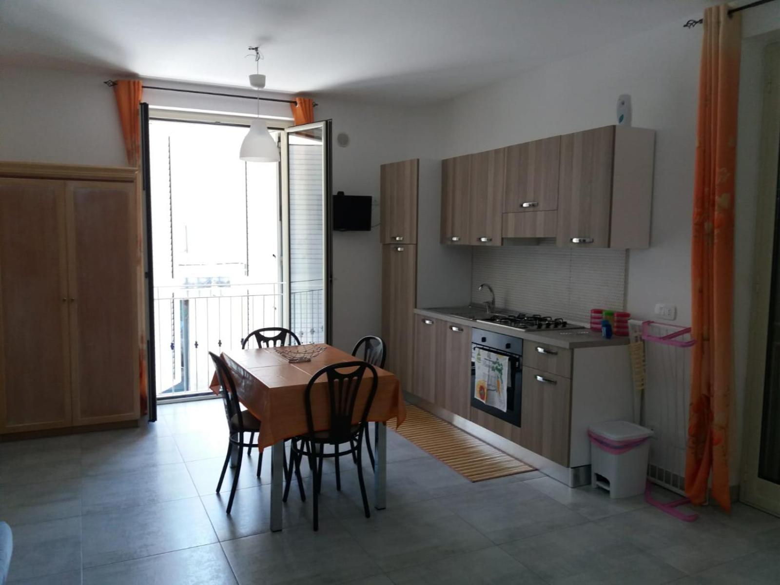 Studio Apartment photo 3
