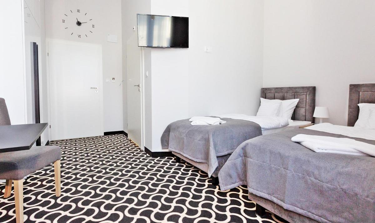 Double or Twin Room - Disability Access - Photo 1