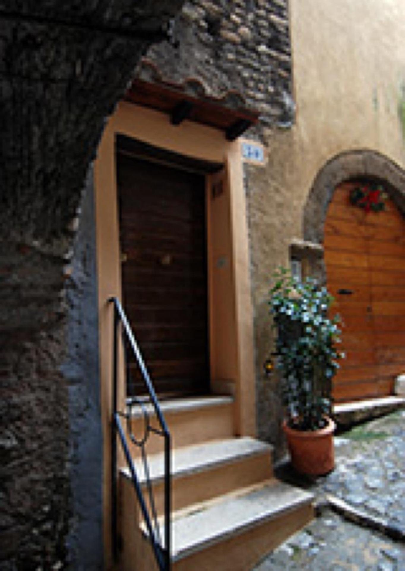 Three-Bedroom House - Photo 10