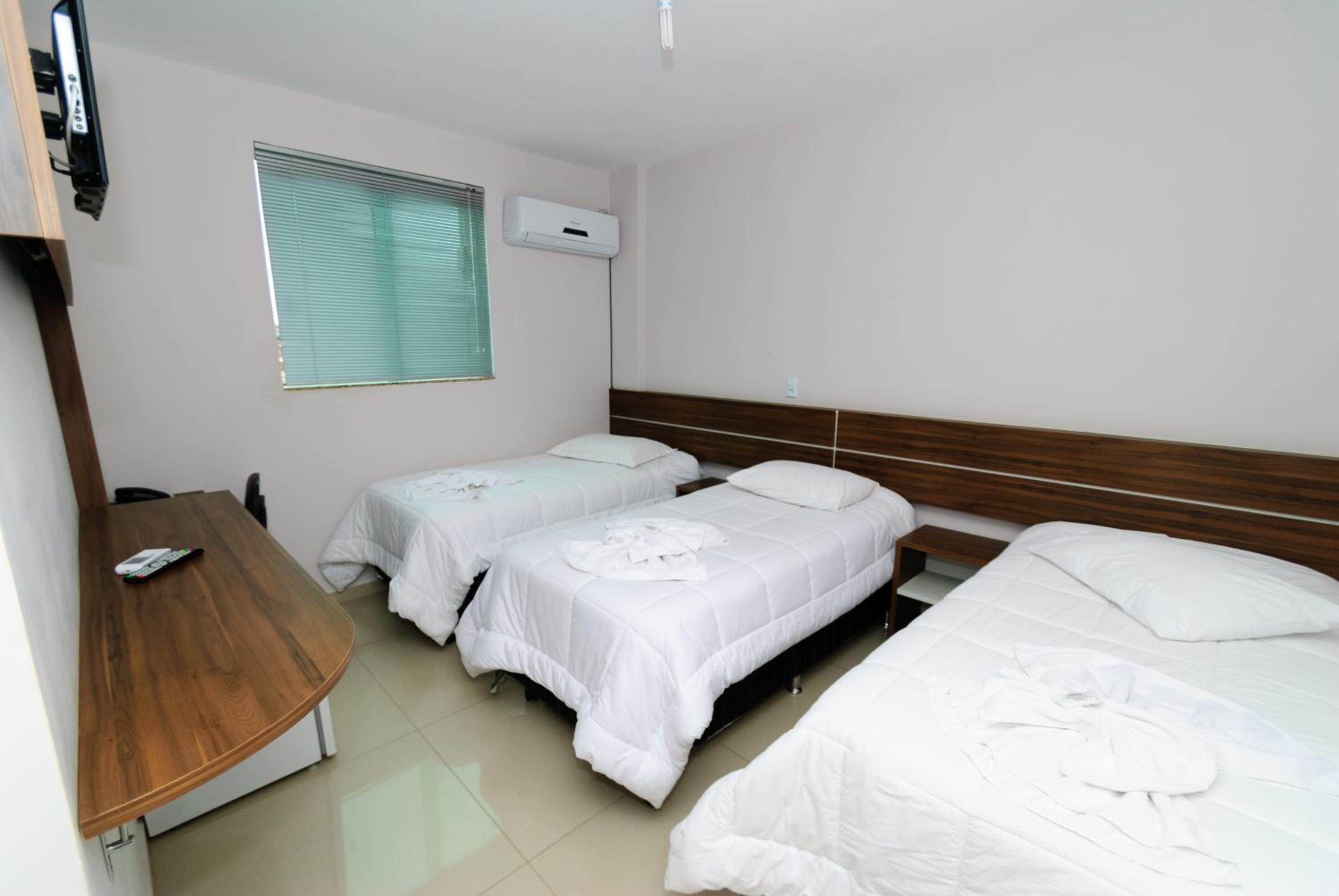 Triple Room with Private Bathroom photo 2