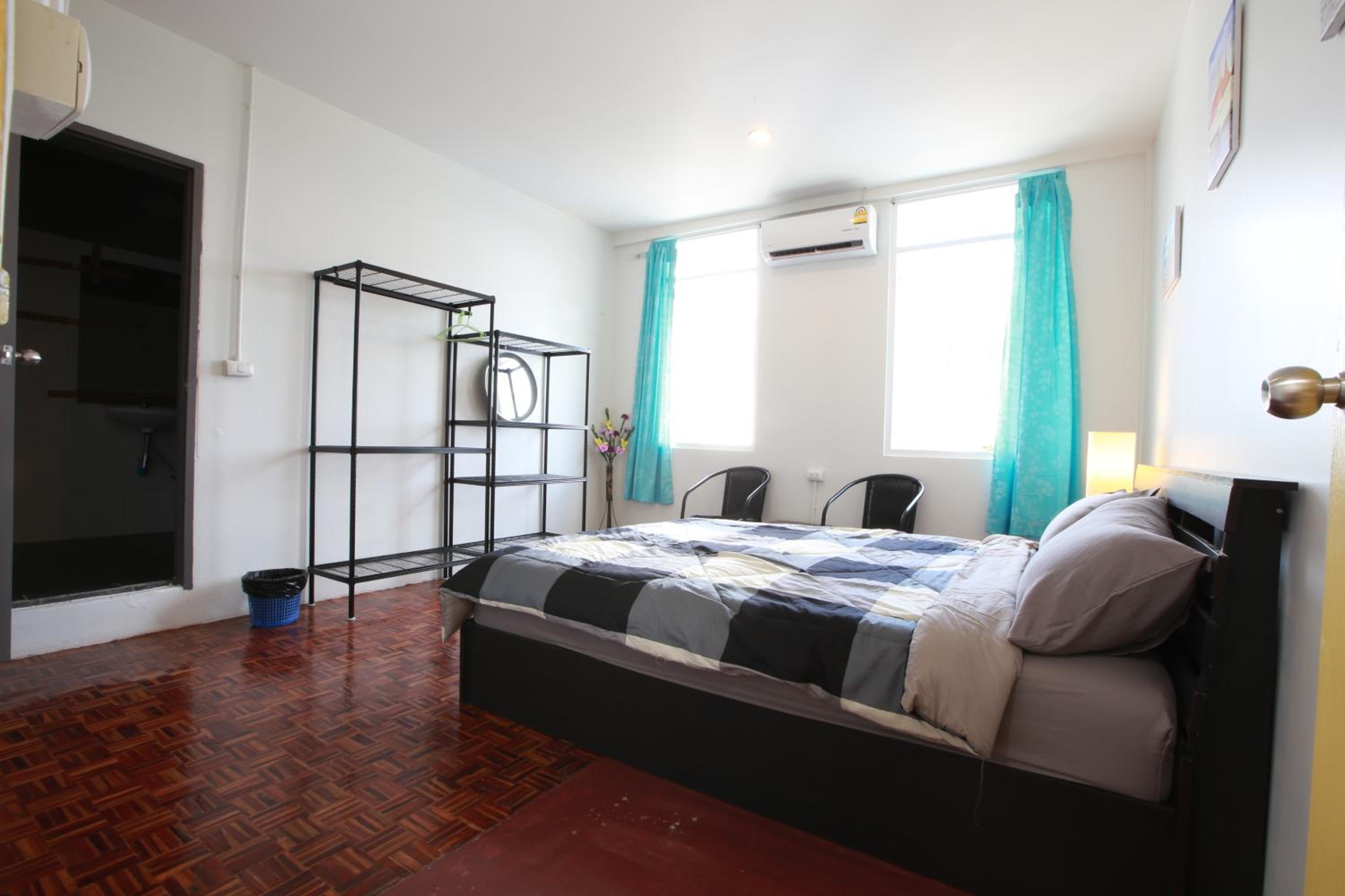 Double Room with Private Bathroom photo 3