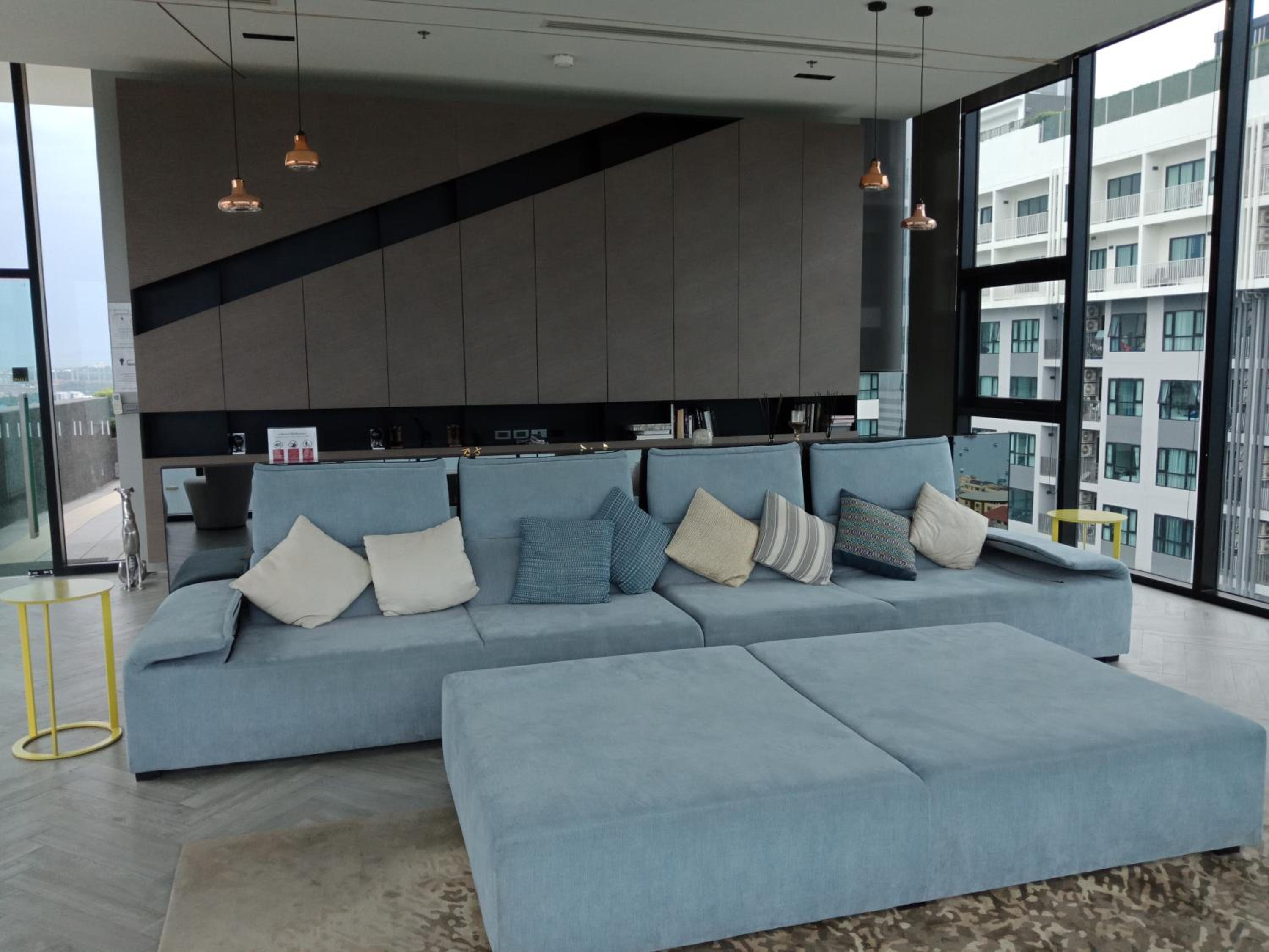 One-Bedroom Apartment with Balcony - Photo 47