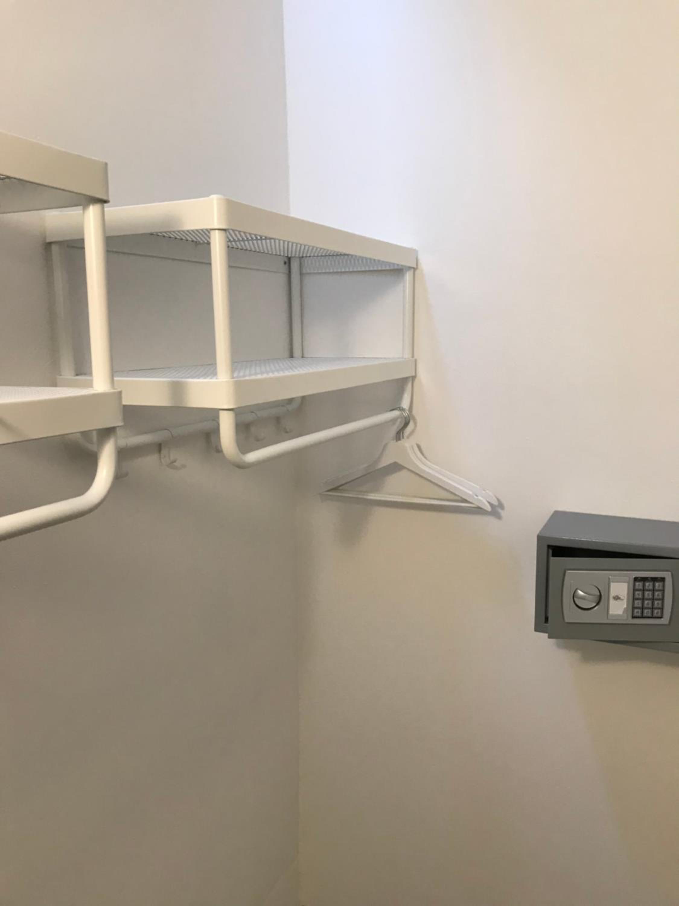 Deluxe Apartment - Photo 2