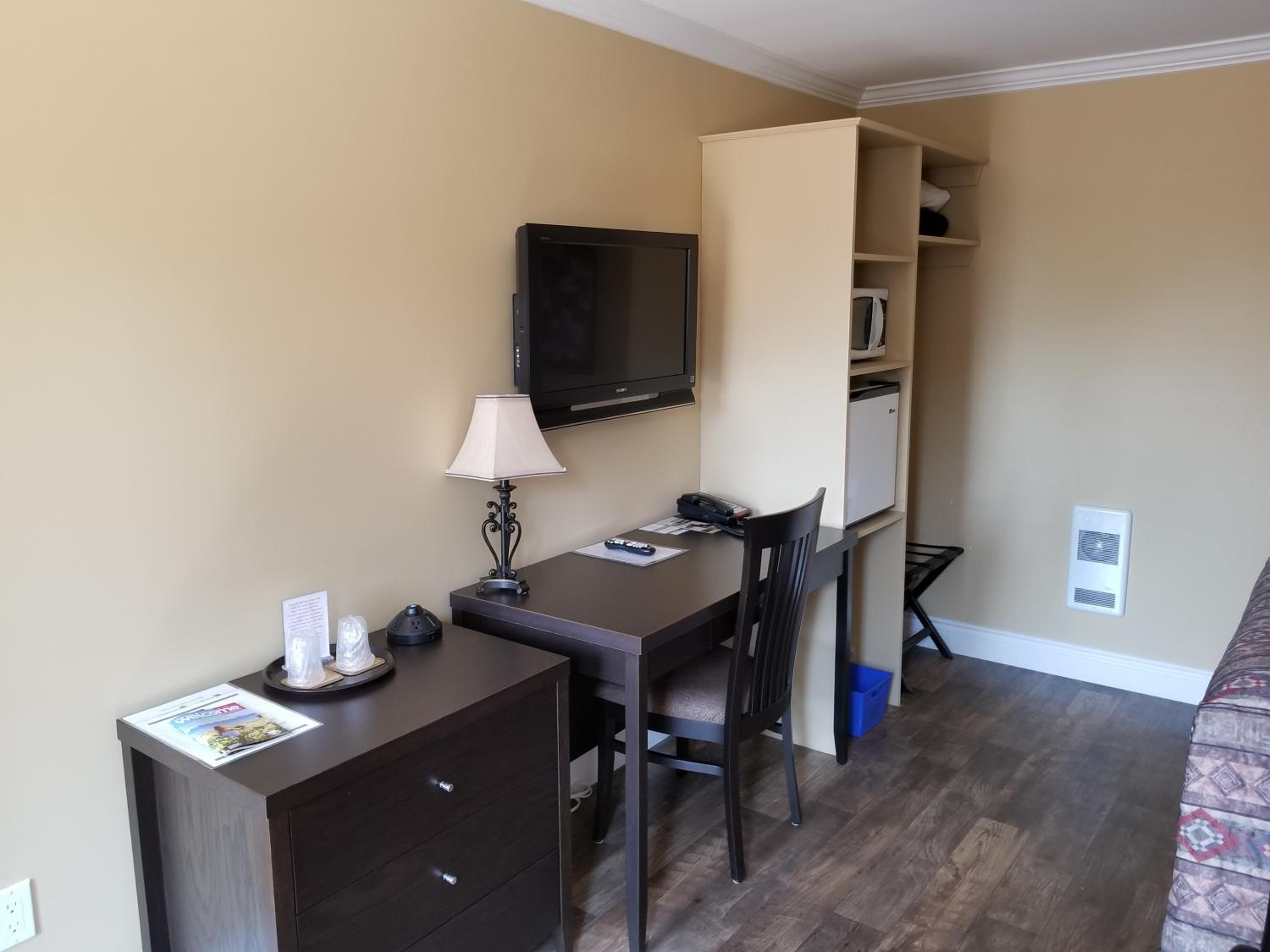 Deluxe Queen Room photo 3