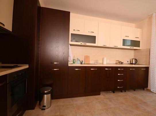 Two-Bedroom Apartment - Photo 30