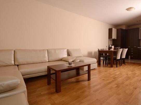 One-Bedroom Apartment - Photo 36