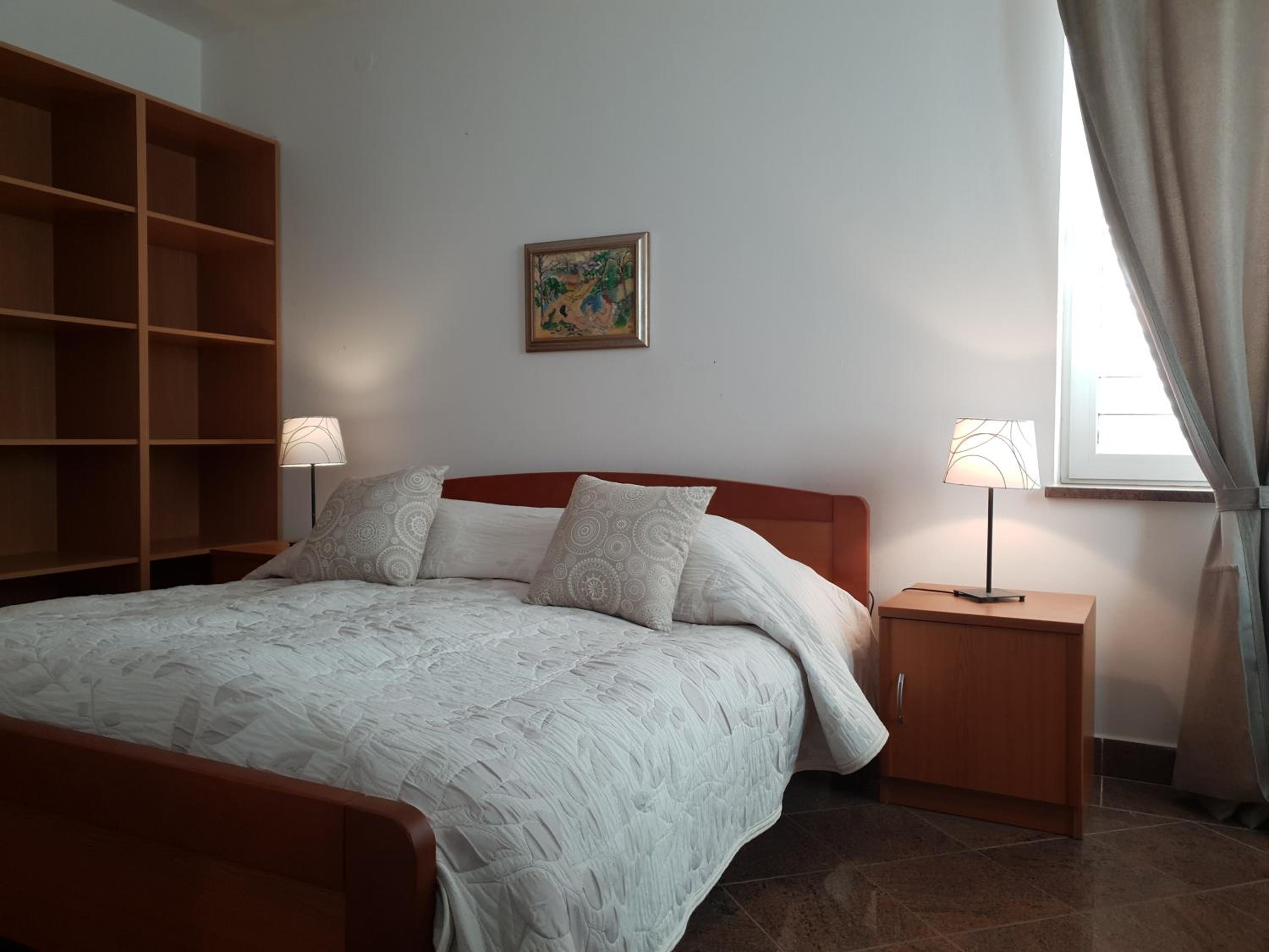 One-Bedroom Apartment with Sea View - Photo 6