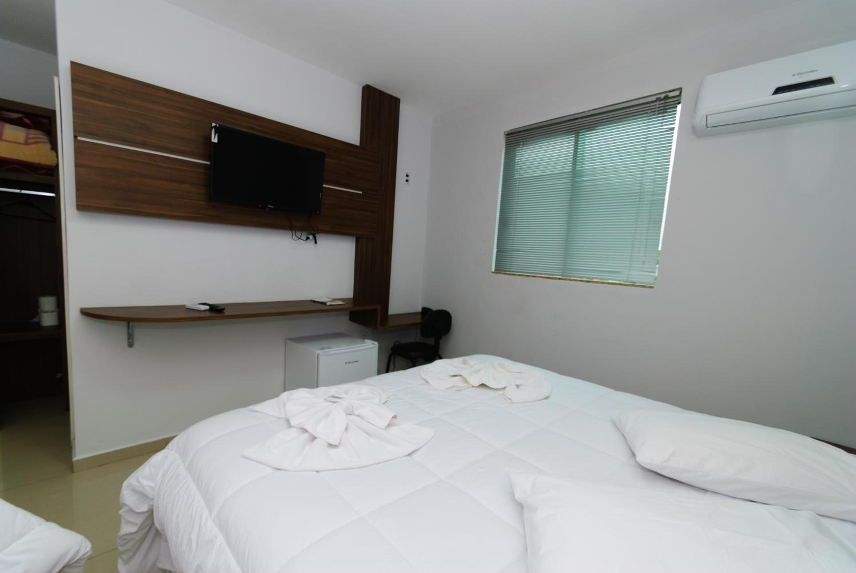 Deluxe Double Room (2 Adults + 1 Child) photo 3