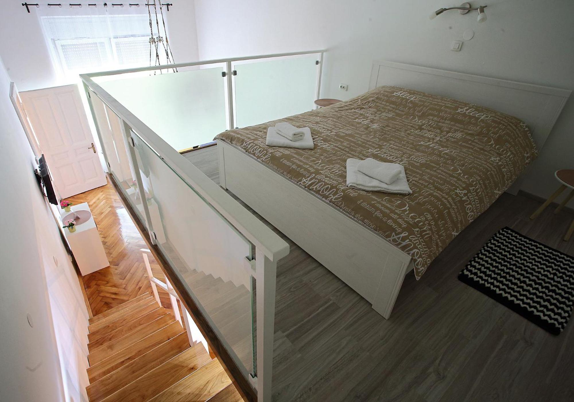 Apartment - Photo 30