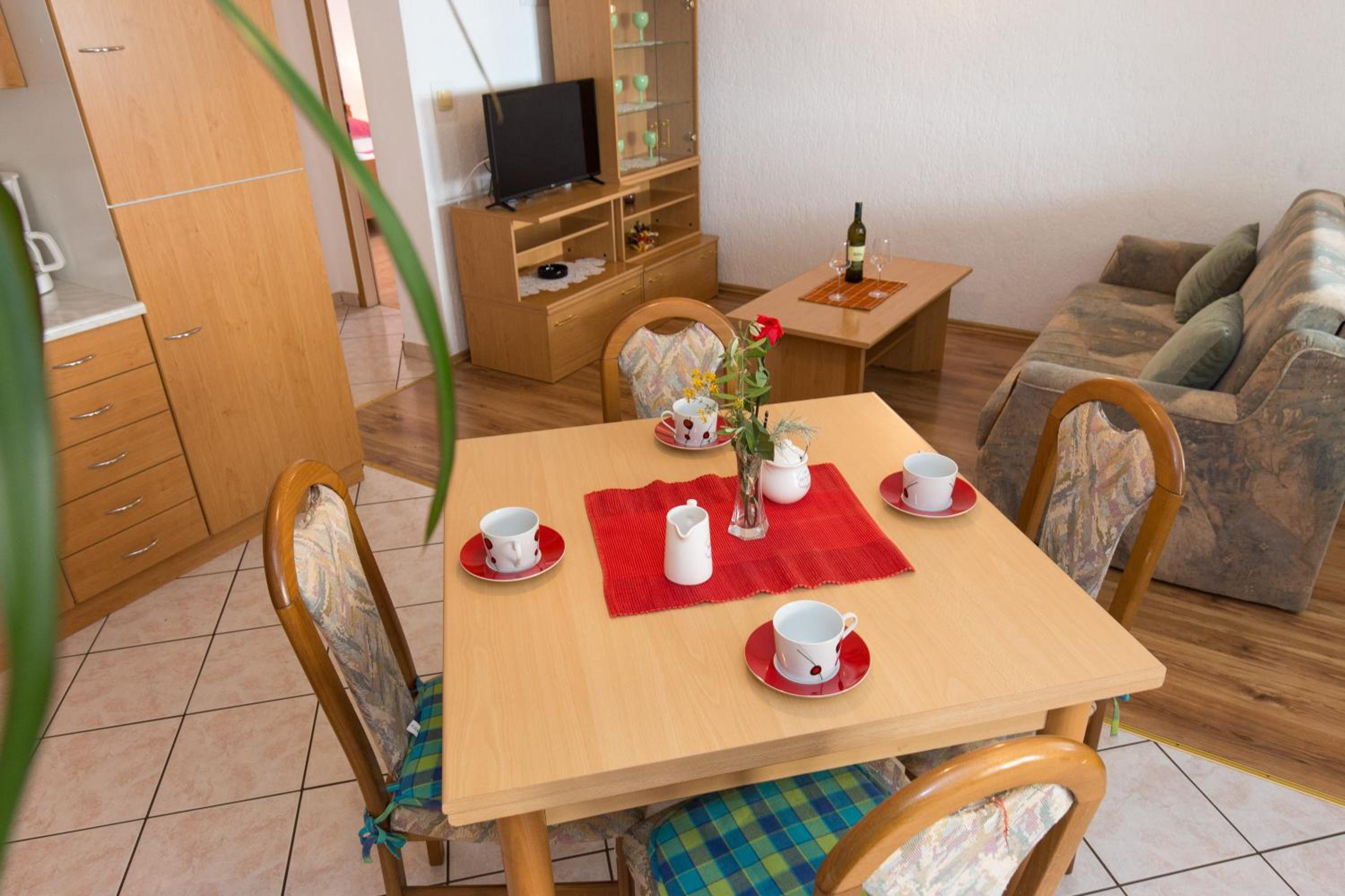 Apartment with Sea View photo 2